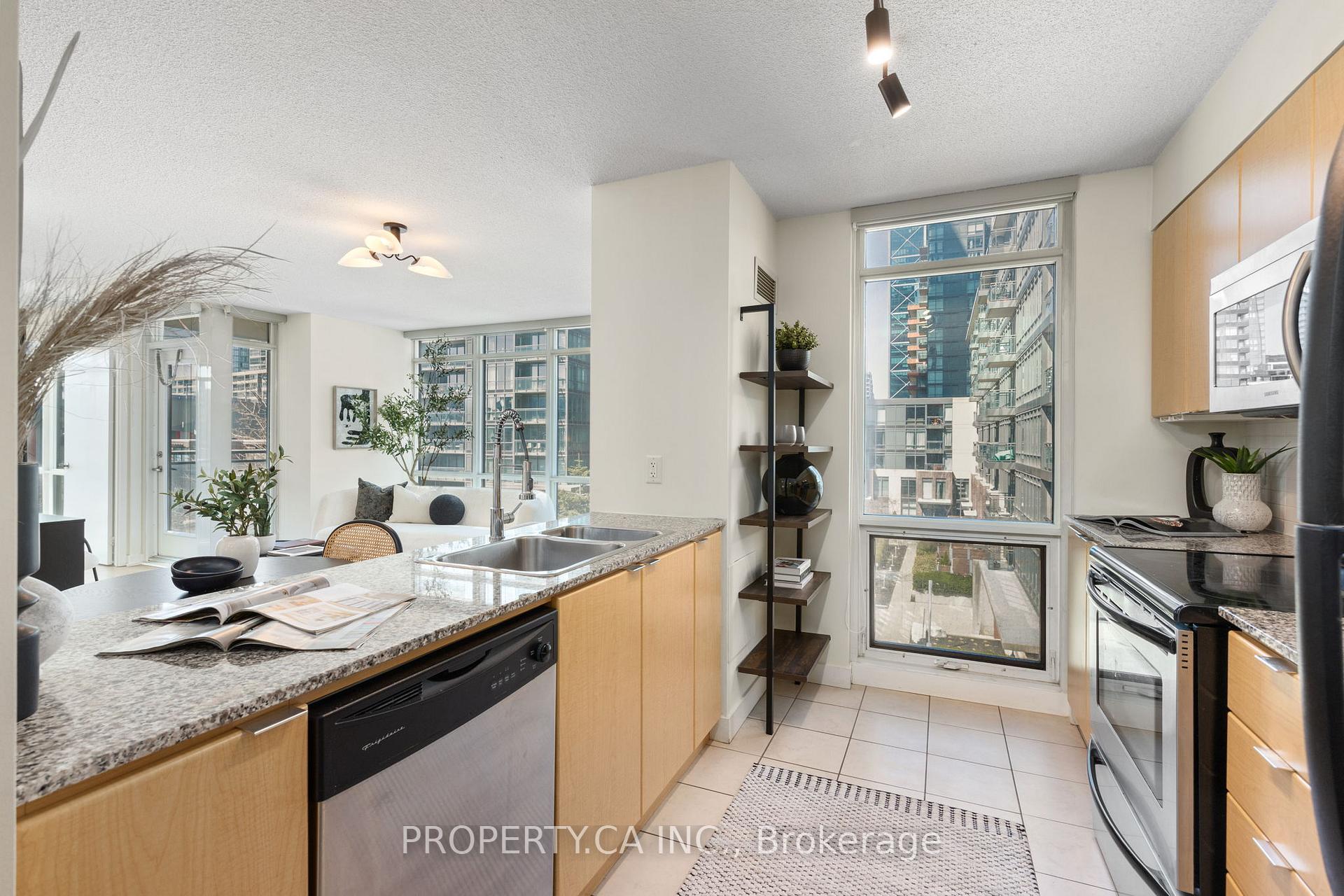 Photo 4 of Unit 503, 11 Brunel Court, Toronto, Waterfront Communities — HOMEH
