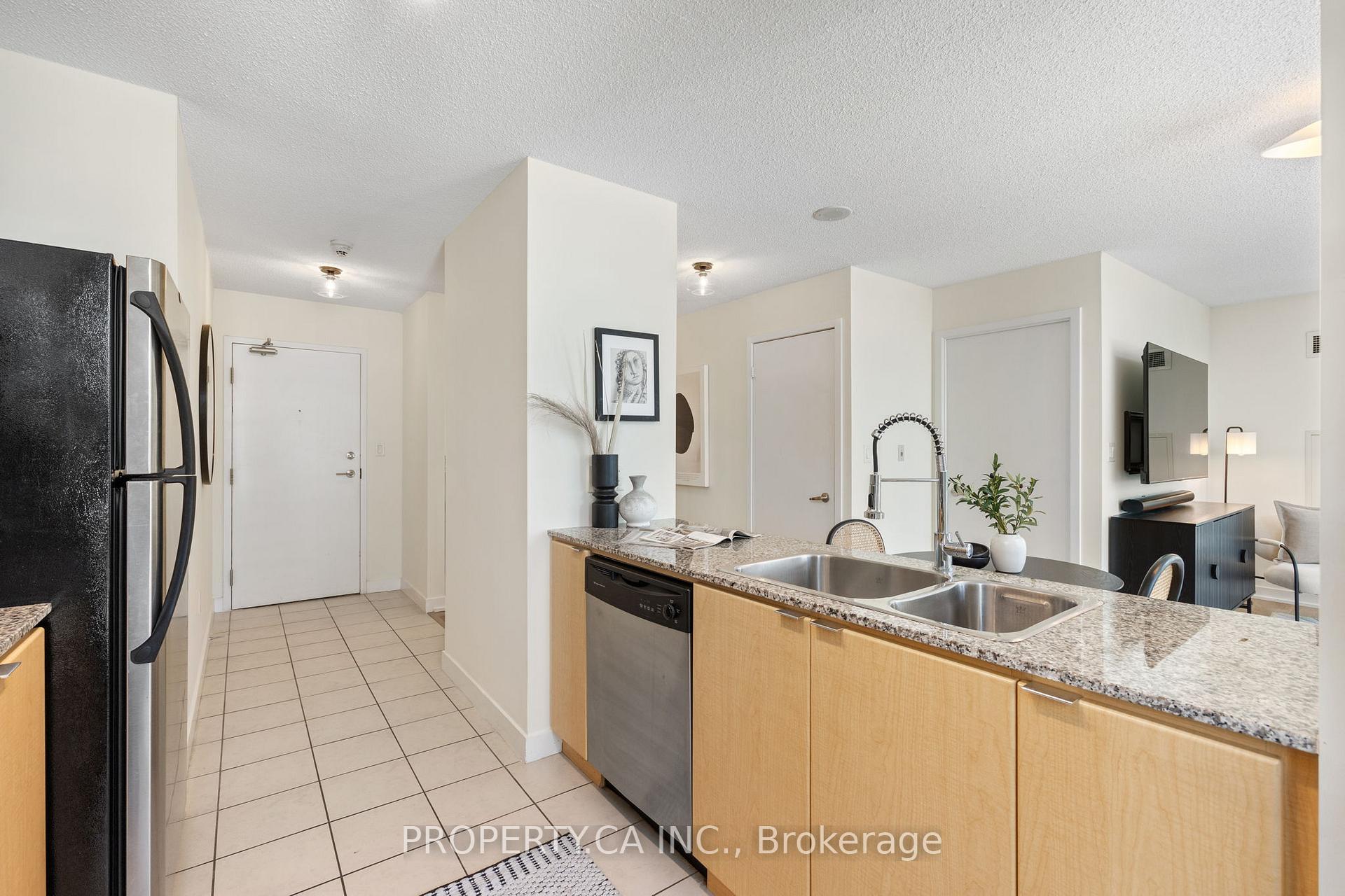 Photo 6 of Unit 503, 11 Brunel Court, Toronto, Waterfront Communities — HOMEH