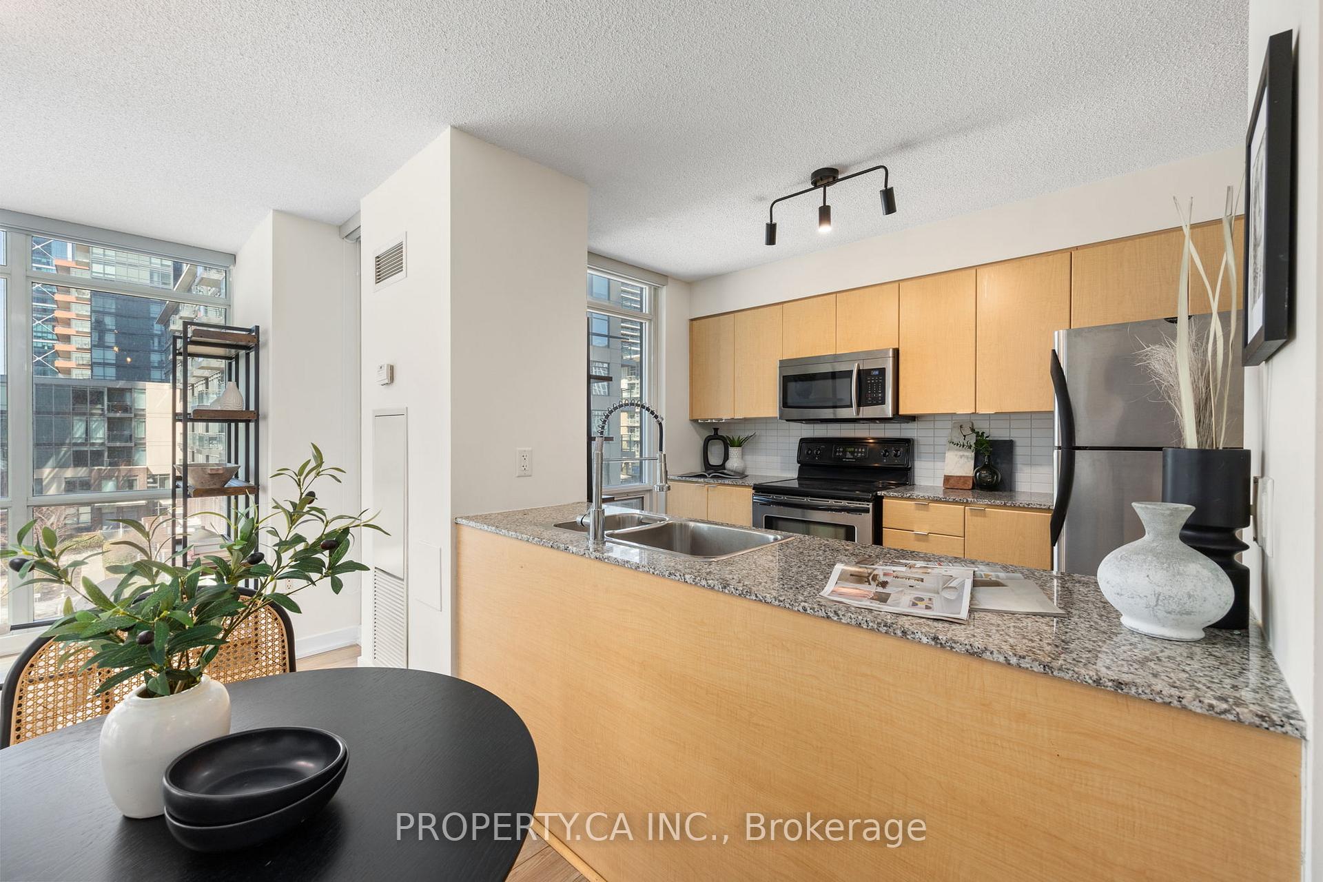 Photo 9 of Unit 503, 11 Brunel Court, Toronto, Waterfront Communities — HOMEH