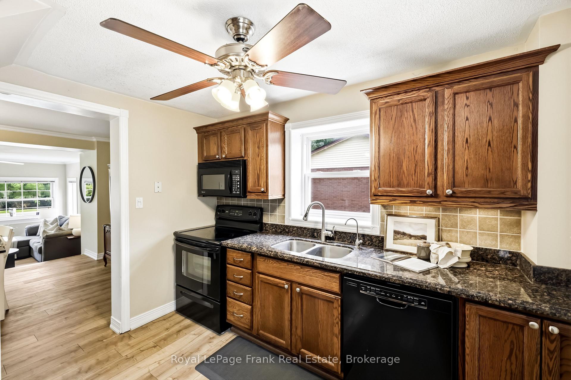 Photo 16 of 14814 Simcoe Street, Scugog, Port Perry — HOMEH