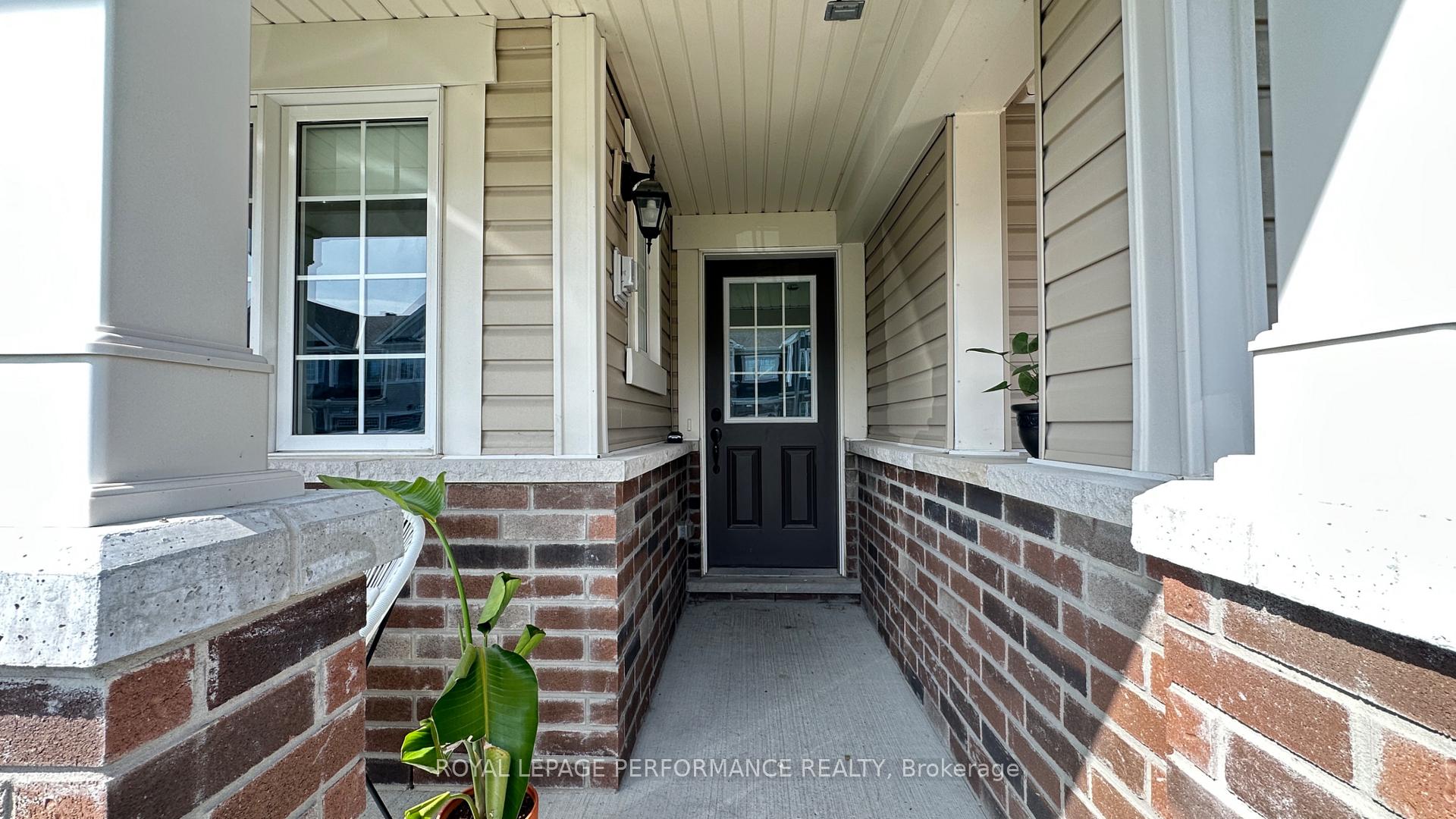 Photo 4 of 128 Lanceleaf Way, Ottawa, Kanata - Emerald Meadows/Trailwest — HOMEH