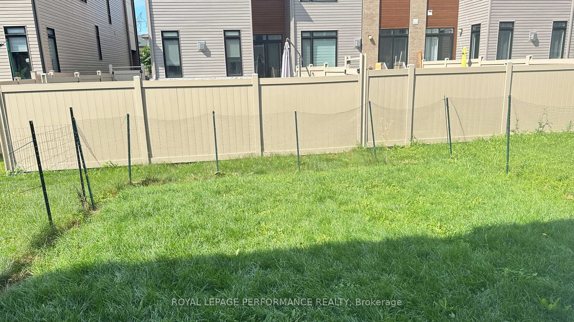 Photo 19 of 128 Lanceleaf Way, Ottawa, Kanata - Emerald Meadows/Trailwest — HOMEH