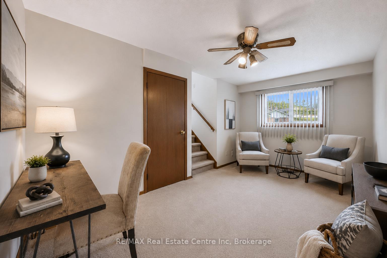 Photo 12 of 17 Glenda Court, Guelph, Willow West/Sugarbush/West Acres — HOMEH