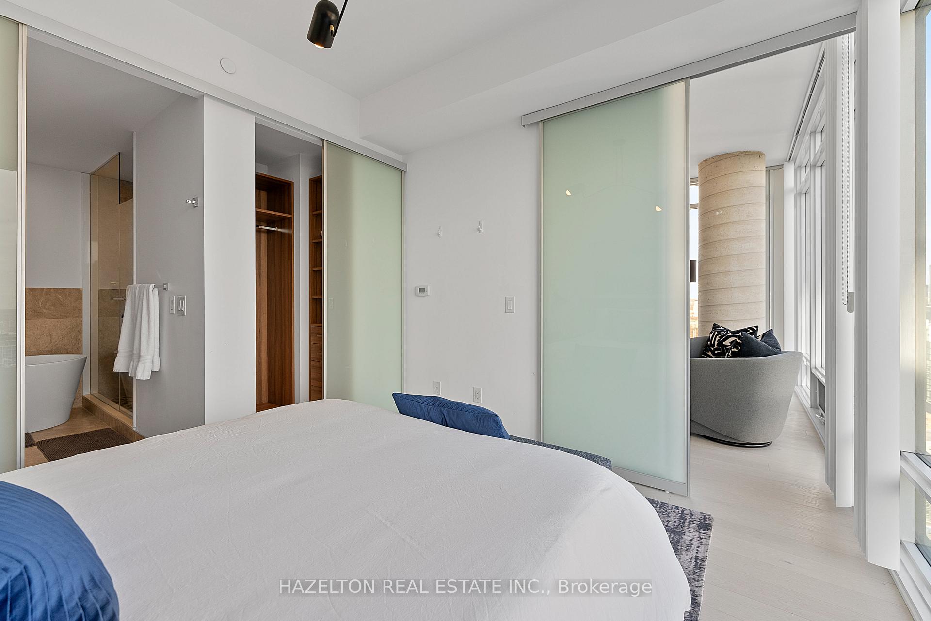 Photo 11 of Unit 3402, 488 University Avenue, Toronto, Kensington-Chinatown — HOMEH