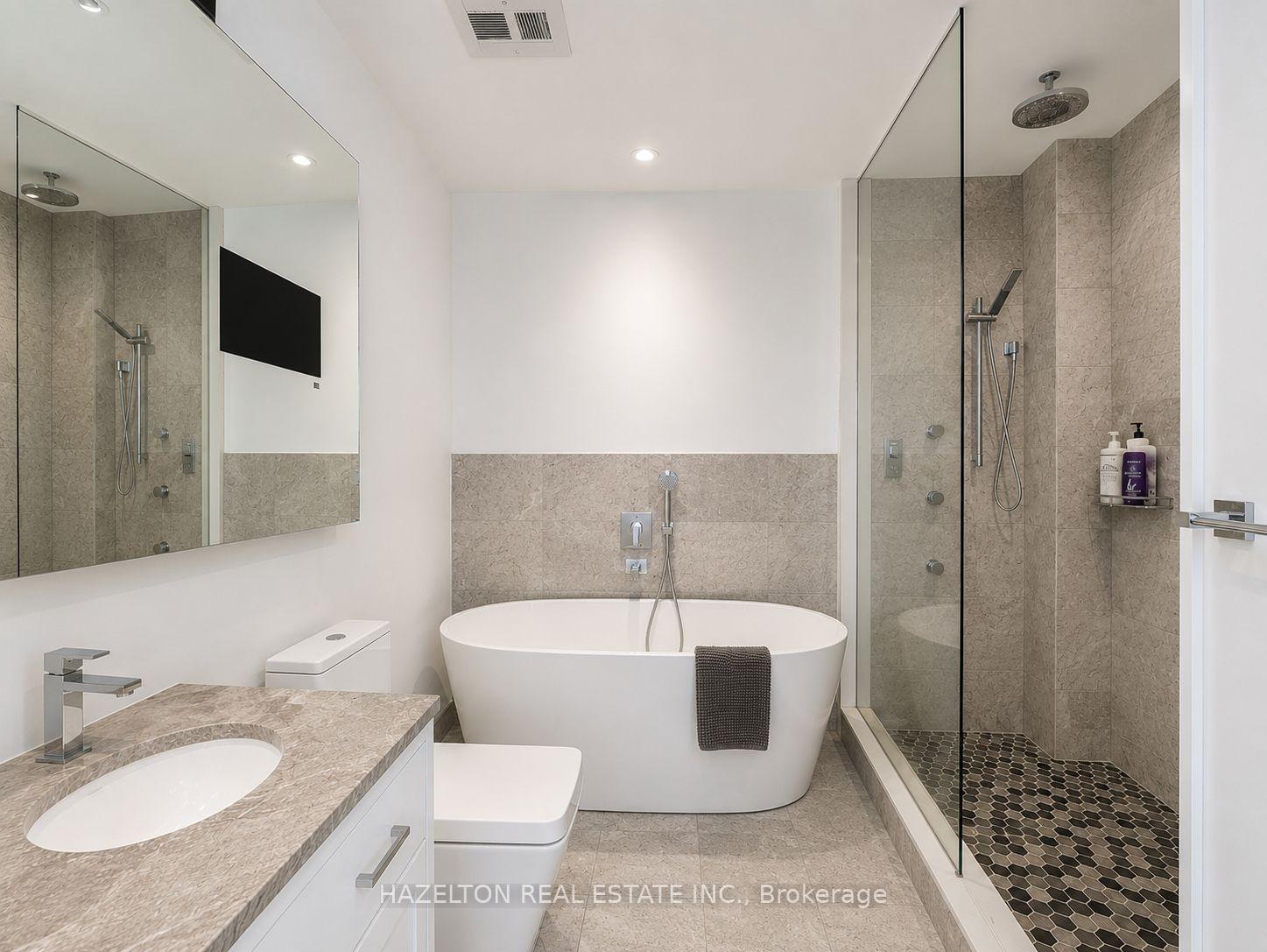 Photo 13 of Unit 3402, 488 University Avenue, Toronto, Kensington-Chinatown — HOMEH