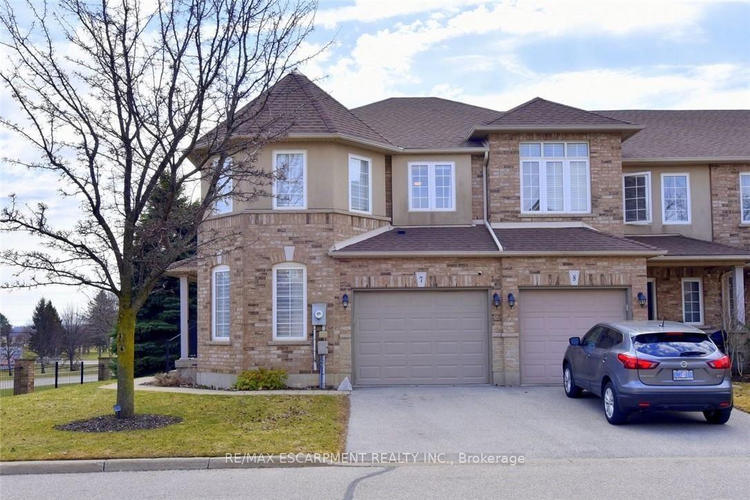 Photo 2 of Unit 7, 39 Panabaker Drive, Hamilton, Ancaster — HOMEH