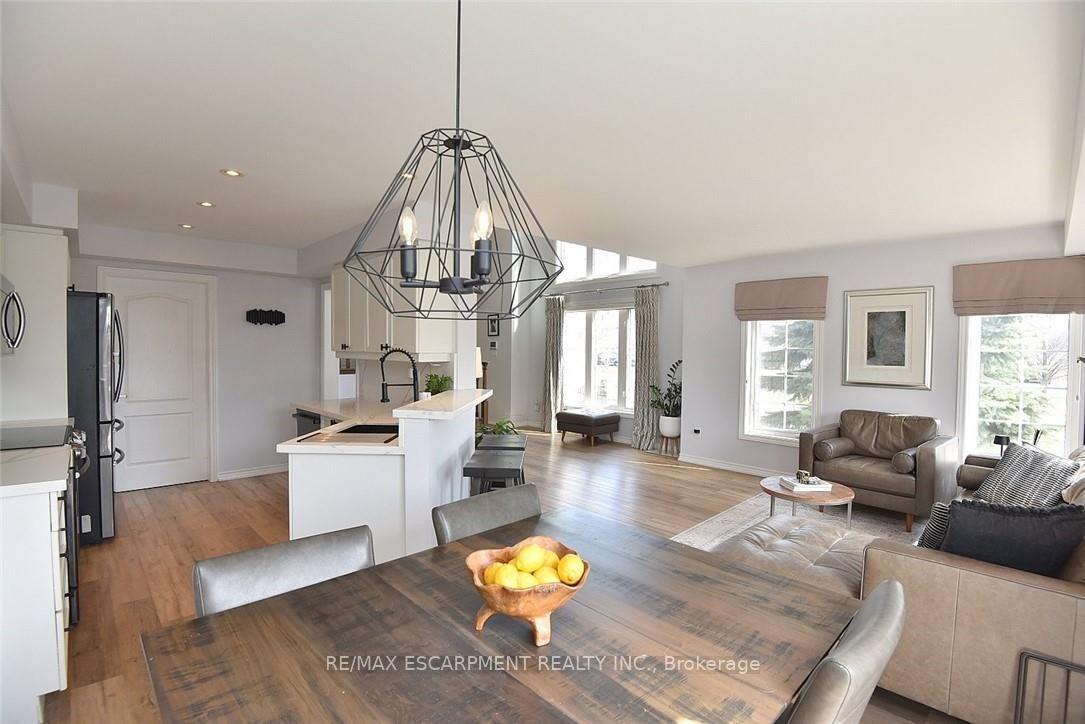 Photo 20 of Unit 7, 39 Panabaker Drive, Hamilton, Ancaster — HOMEH