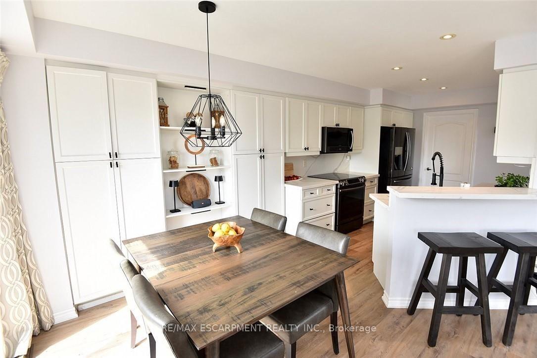 Photo 22 of Unit 7, 39 Panabaker Drive, Hamilton, Ancaster — HOMEH