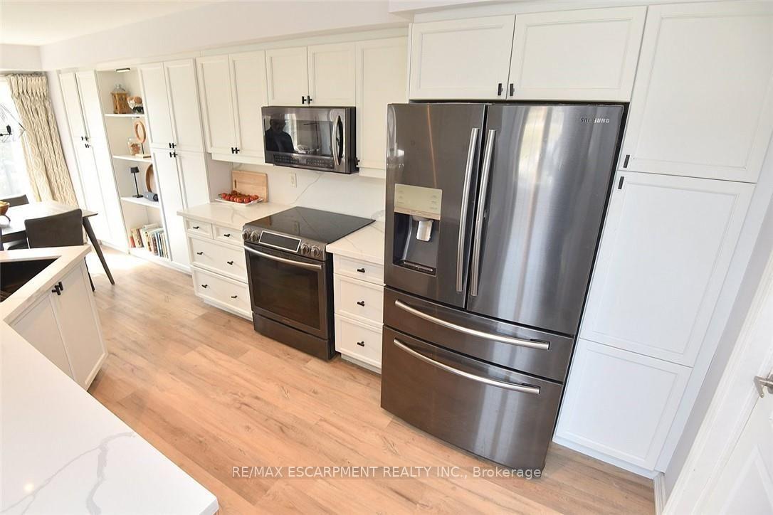 Photo 23 of Unit 7, 39 Panabaker Drive, Hamilton, Ancaster — HOMEH