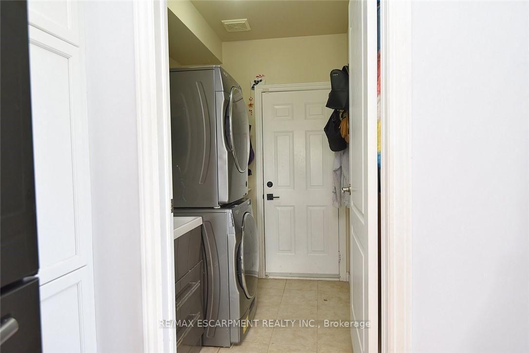 Photo 25 of Unit 7, 39 Panabaker Drive, Hamilton, Ancaster — HOMEH
