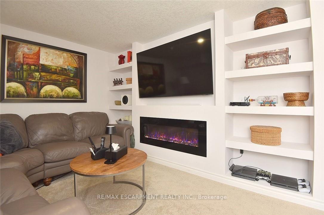 Photo 40 of Unit 7, 39 Panabaker Drive, Hamilton, Ancaster — HOMEH