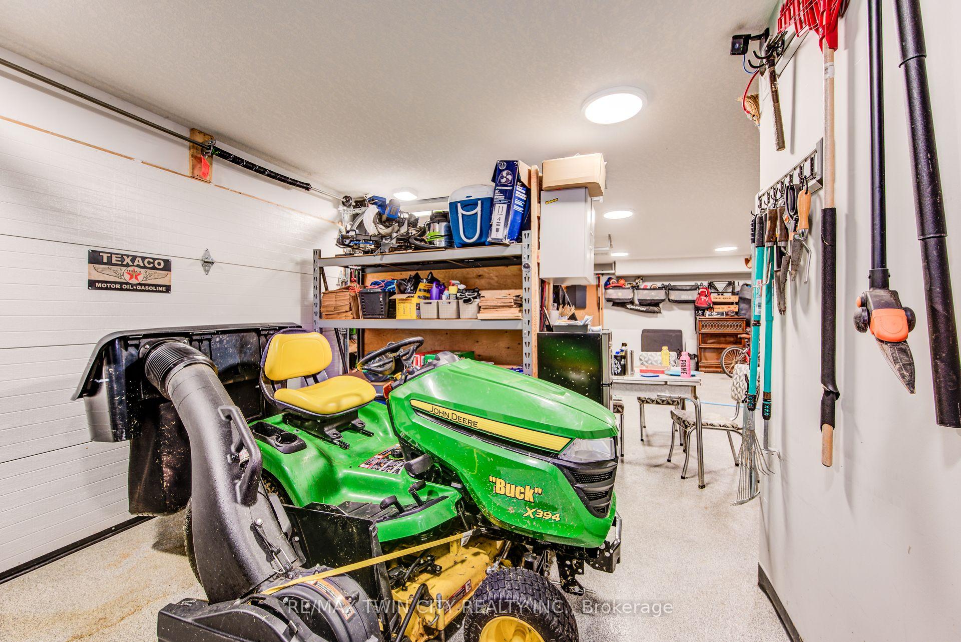 Photo 39 of 920 Orr Court, Kitchener, Trussler — HOMEH