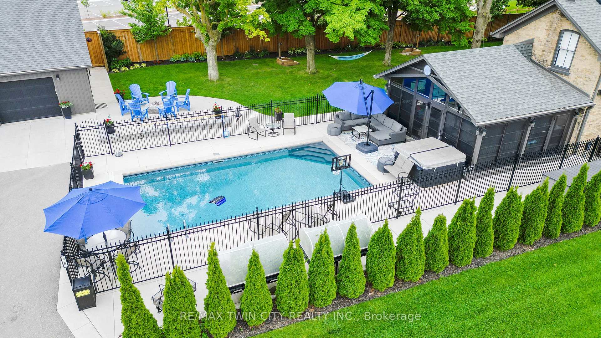 Photo 48 of 920 Orr Court, Kitchener, Trussler — HOMEH