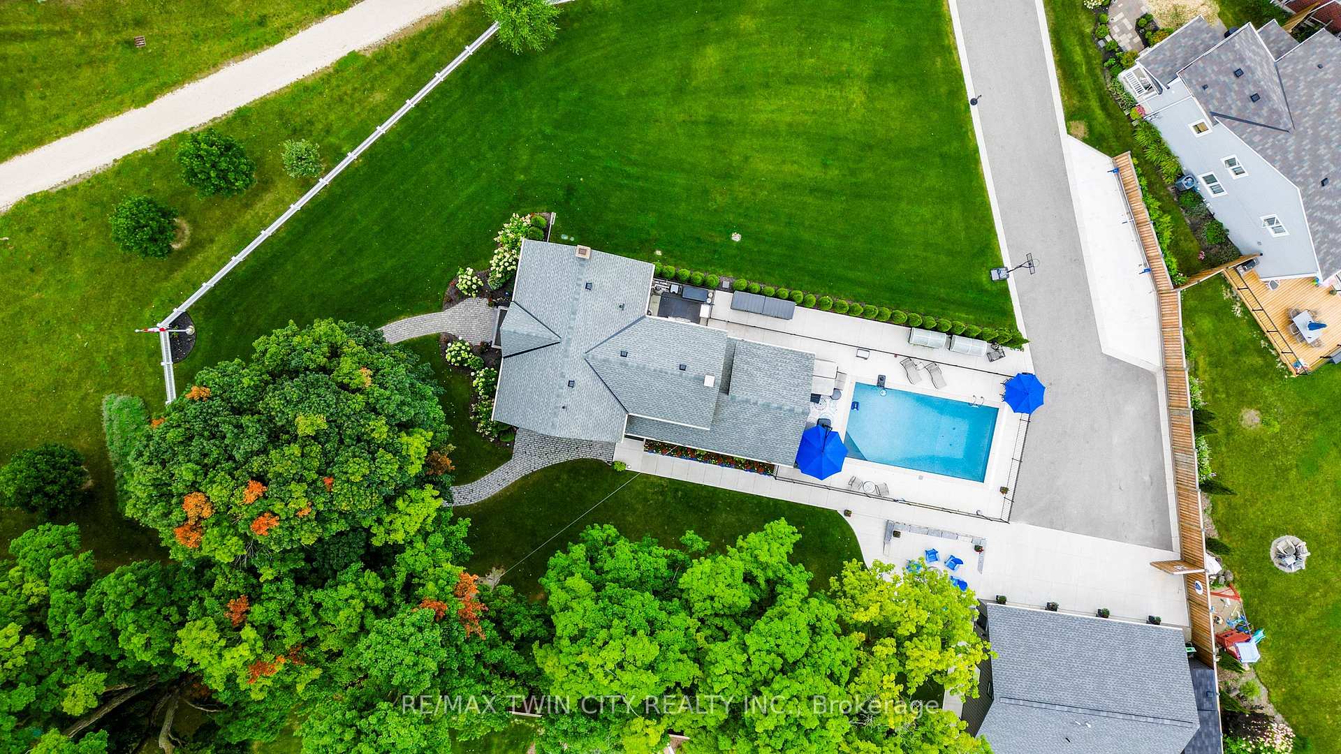 Photo 50 of 920 Orr Court, Kitchener, Trussler — HOMEH