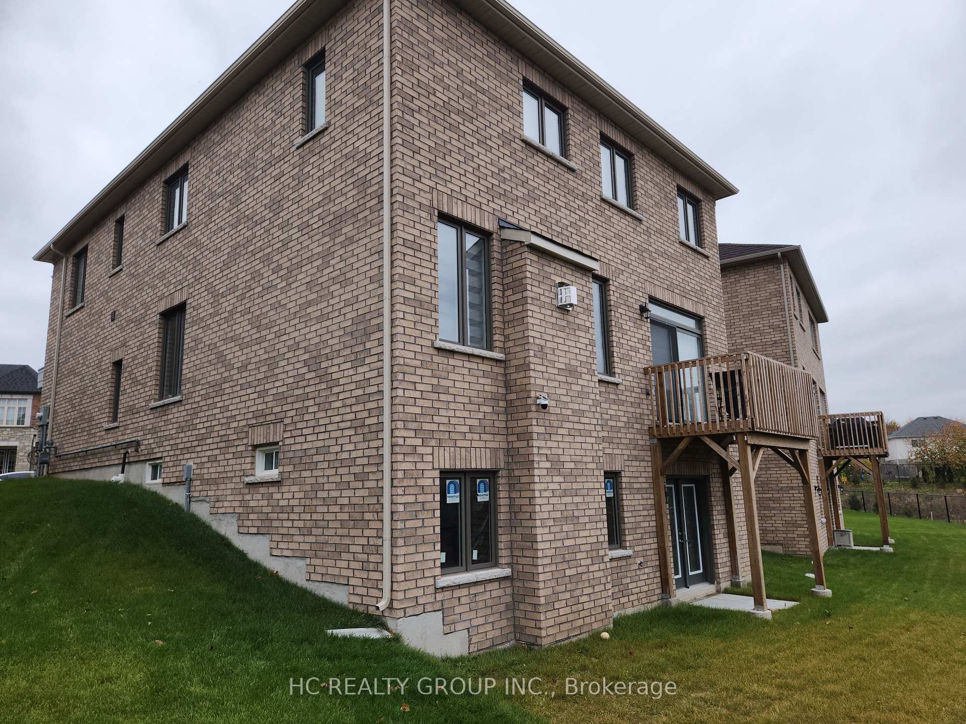 Photo 2 of 23 Lumb Drive, Cambridge, Clemens Mills/Saginaw — HOMEH