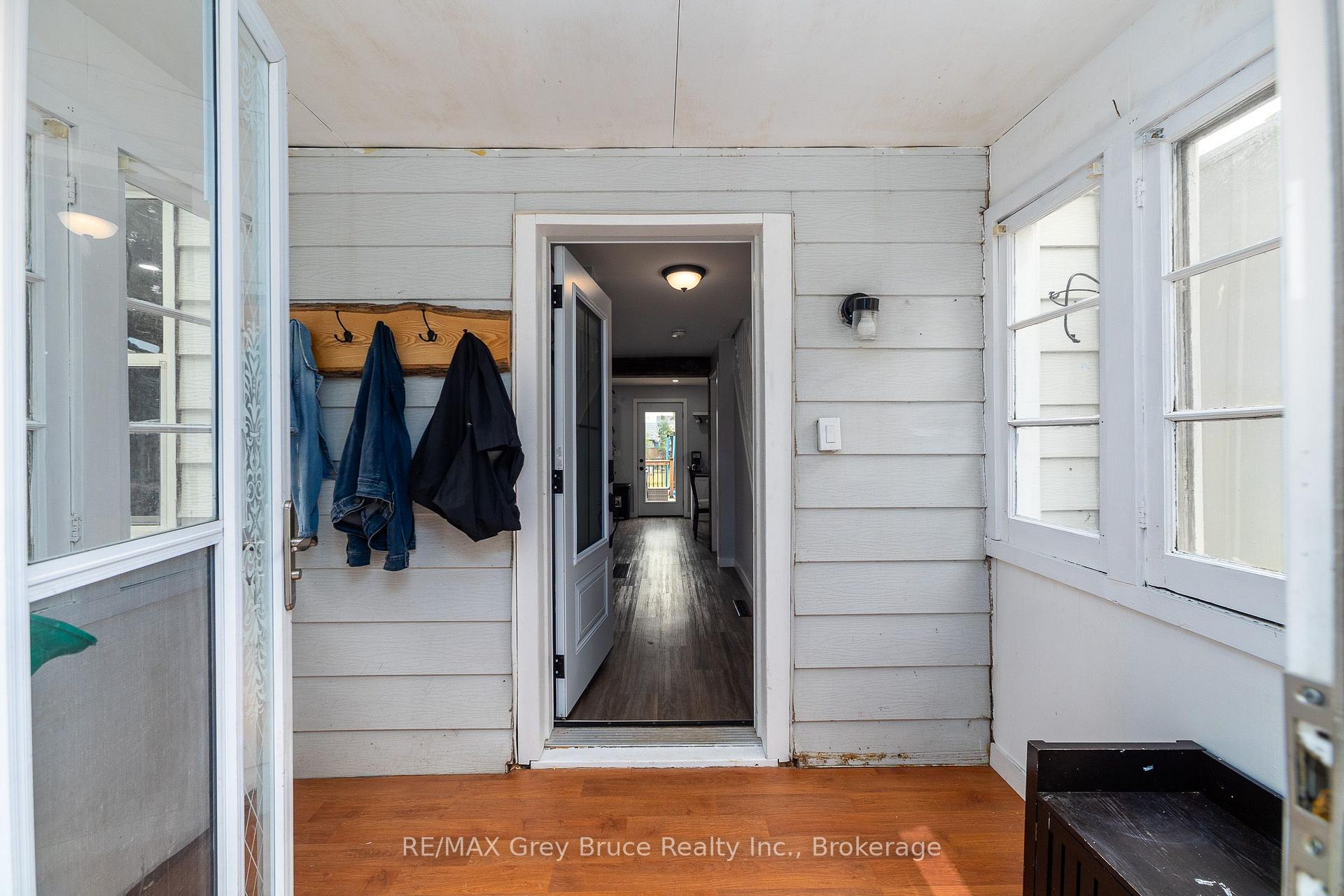 Photo 6 of 1693 8th Avenue E, Owen Sound — HOMEH