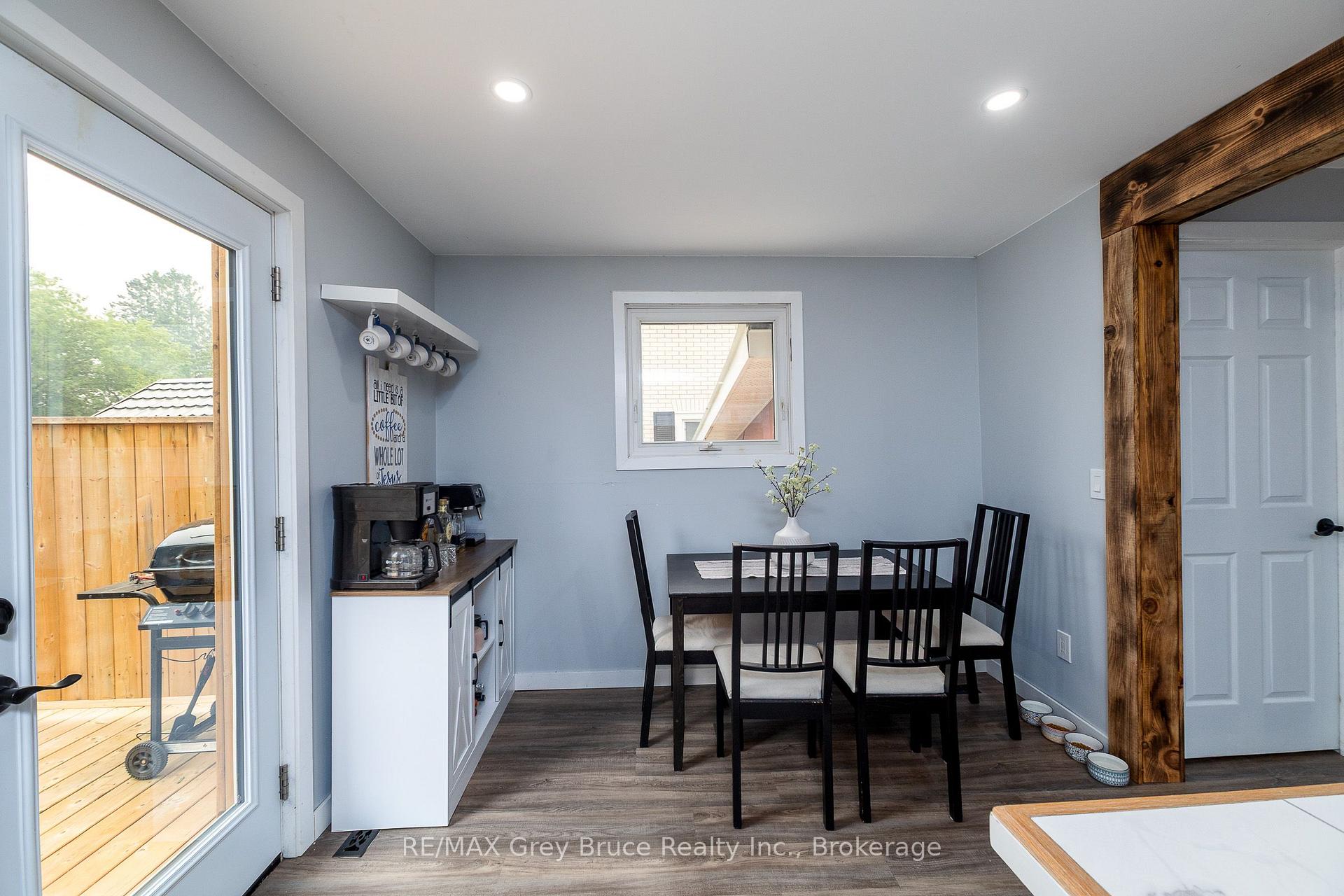 Photo 12 of 1693 8th Avenue E, Owen Sound — HOMEH