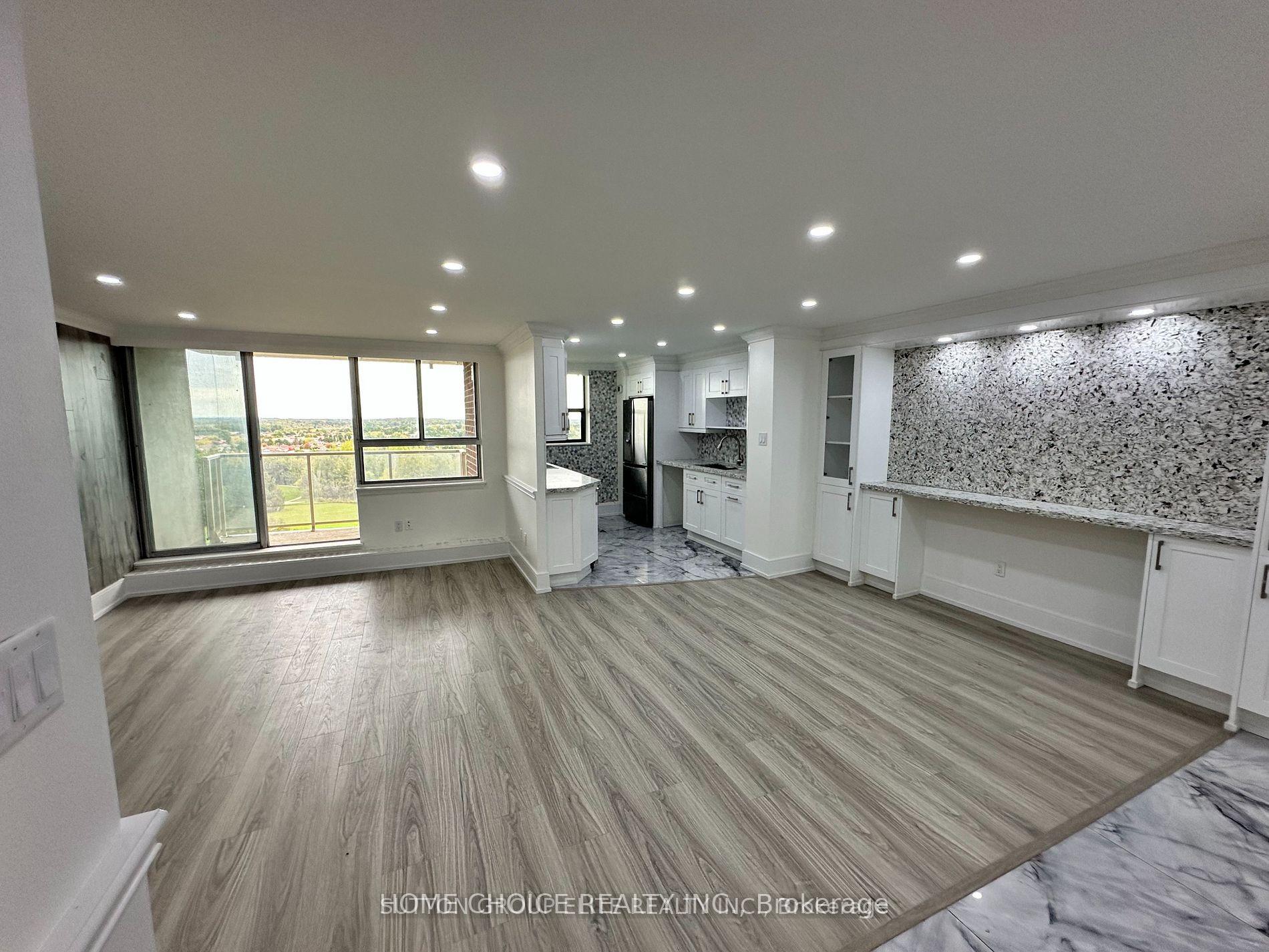 Front of Unit 1006, 100 Wingarden Court
