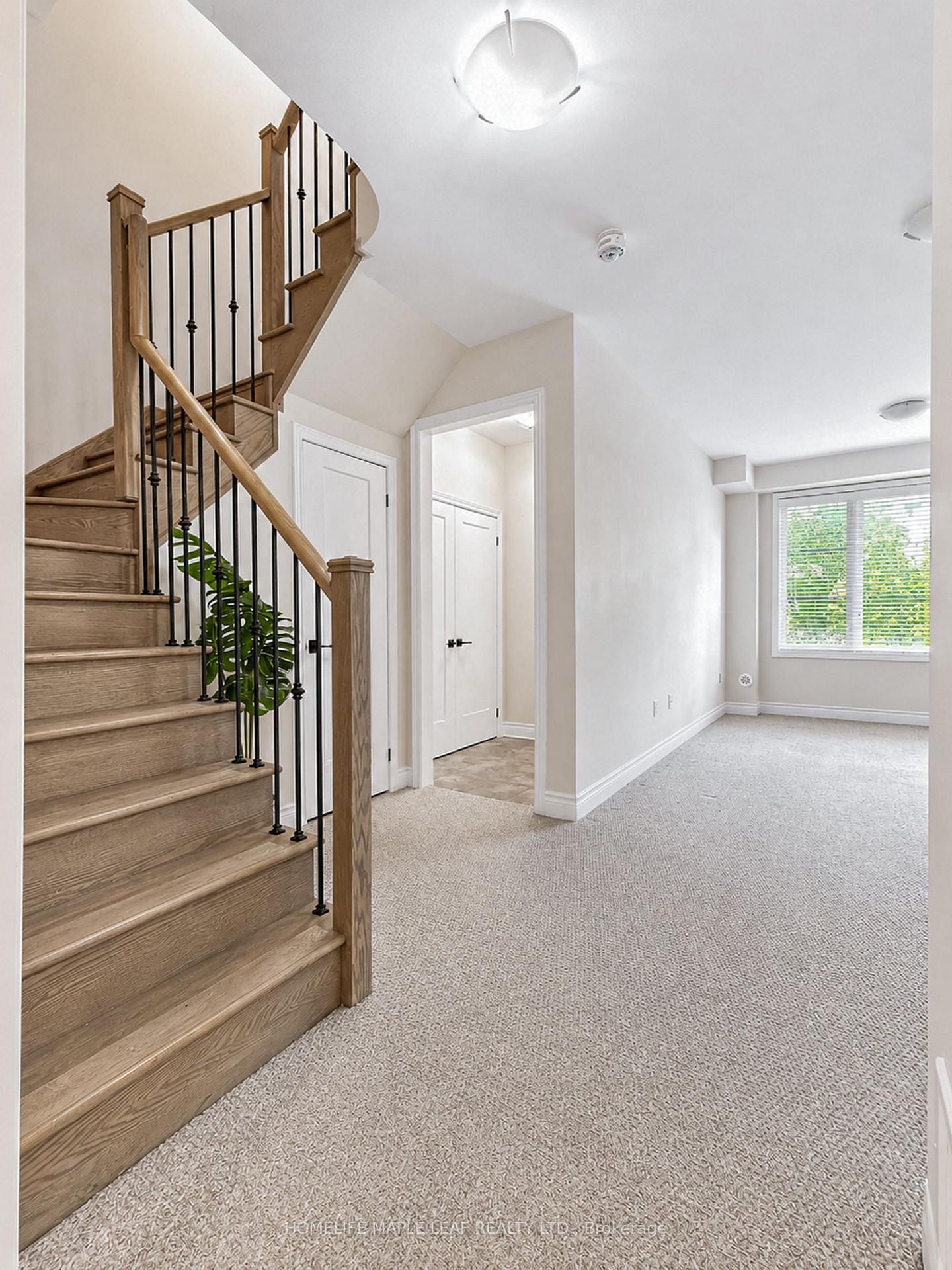 Photo 3 of 11 Aylin Crescent, Vaughan, Patterson — HOMEH