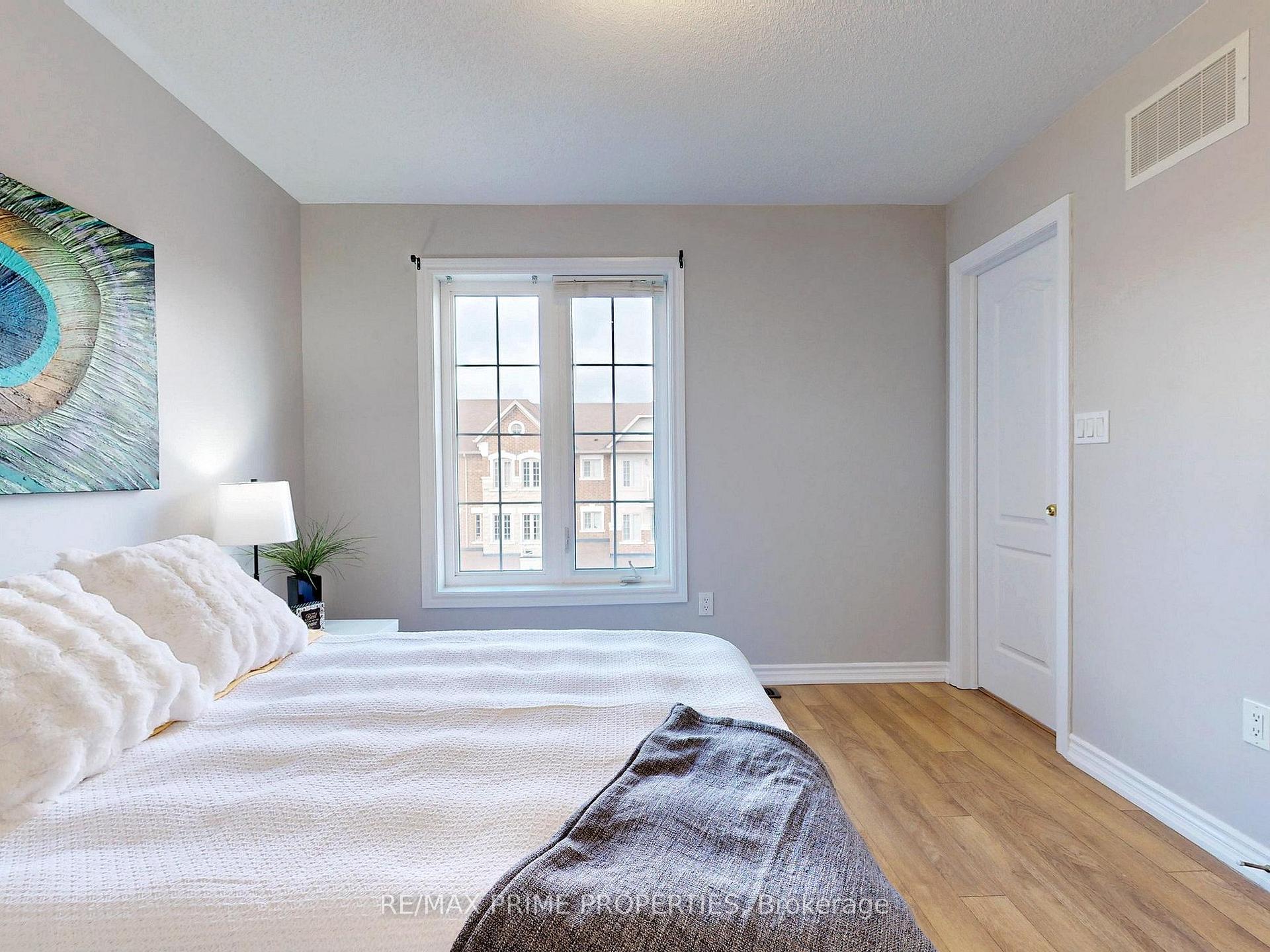 Photo 23 of 21 Sprucewood Road, Brampton, Heart Lake East — HOMEH
