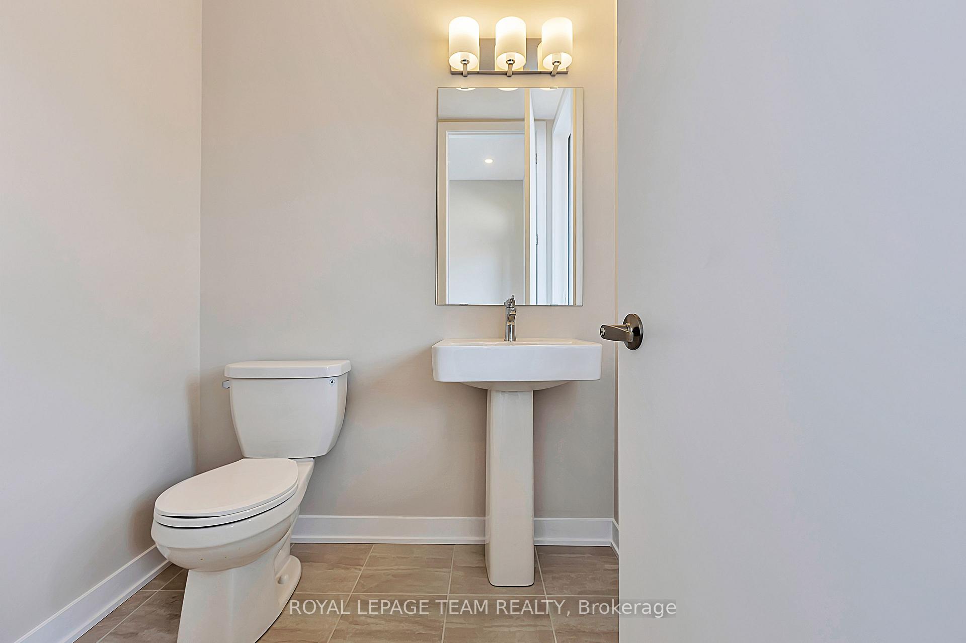 Photo 7 of 668 Expansion Road, Ottawa, Barrhaven - Half Moon Bay — HOMEH
