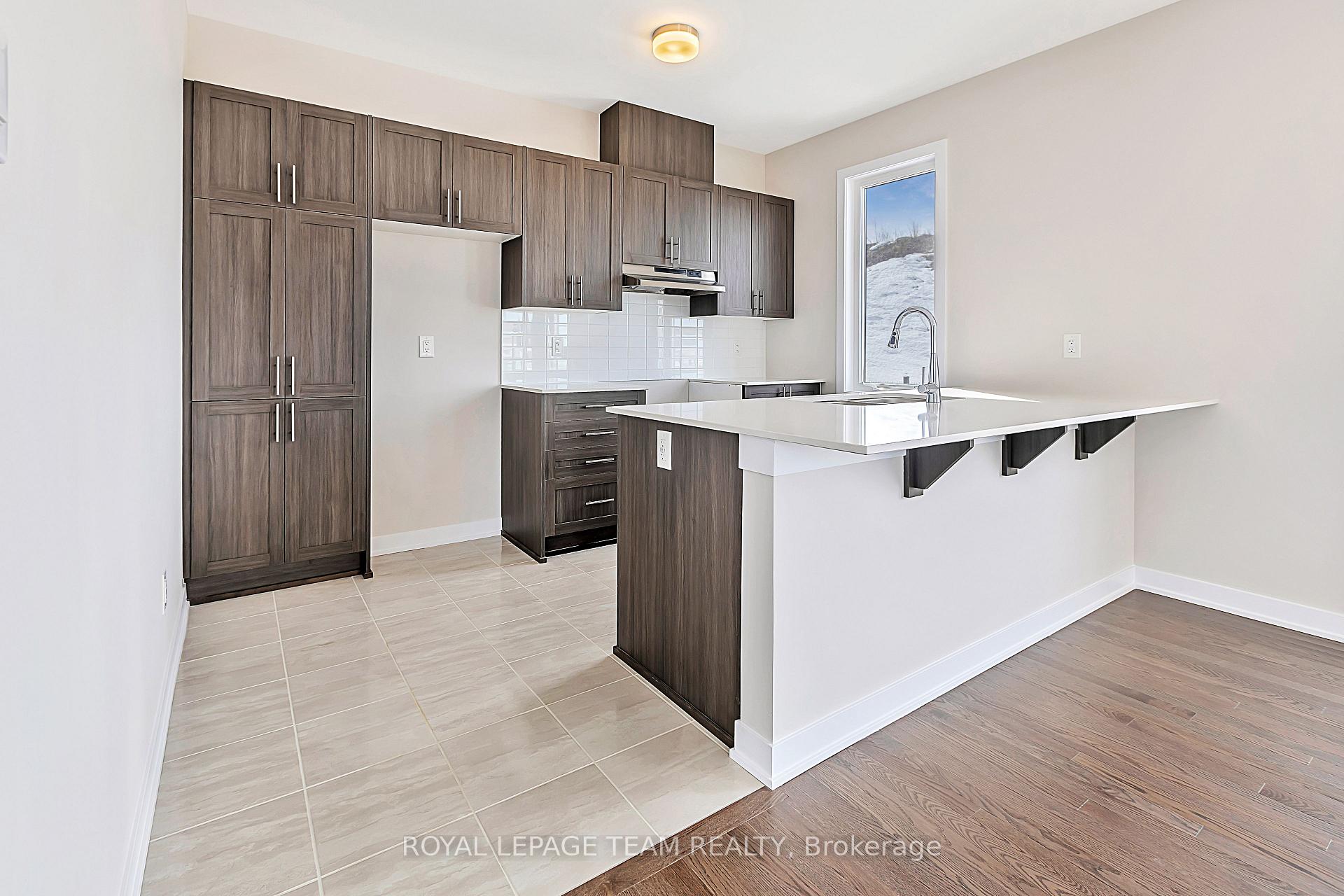 Photo 18 of 668 Expansion Road, Ottawa, Barrhaven - Half Moon Bay — HOMEH