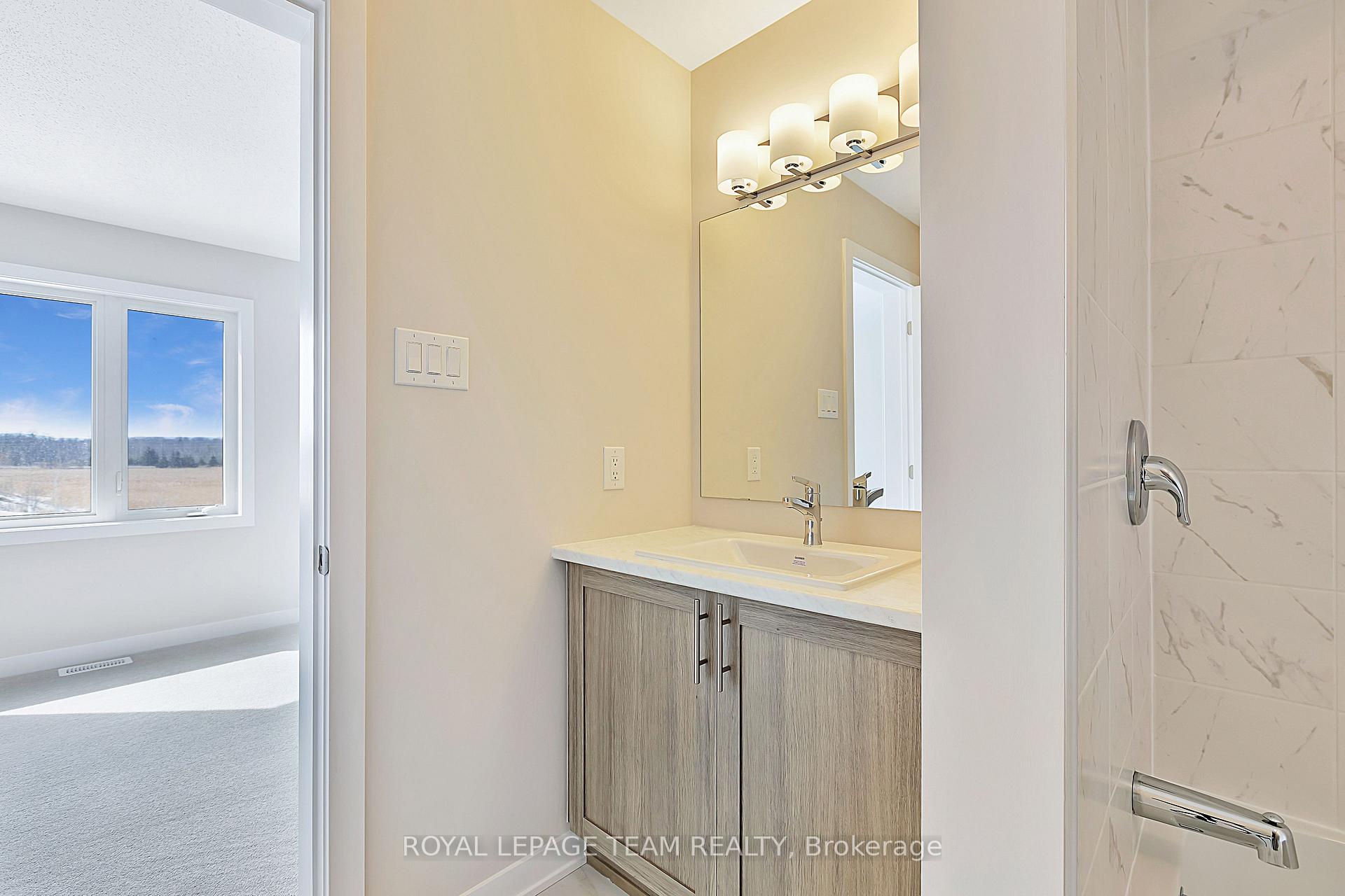 Photo 23 of 668 Expansion Road, Ottawa, Barrhaven - Half Moon Bay — HOMEH