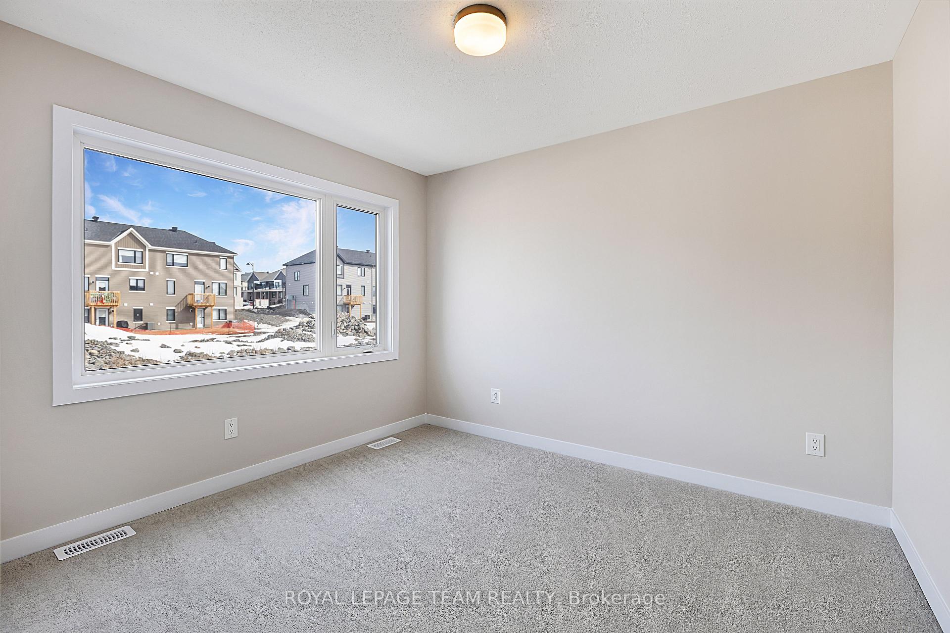 Photo 25 of 668 Expansion Road, Ottawa, Barrhaven - Half Moon Bay — HOMEH
