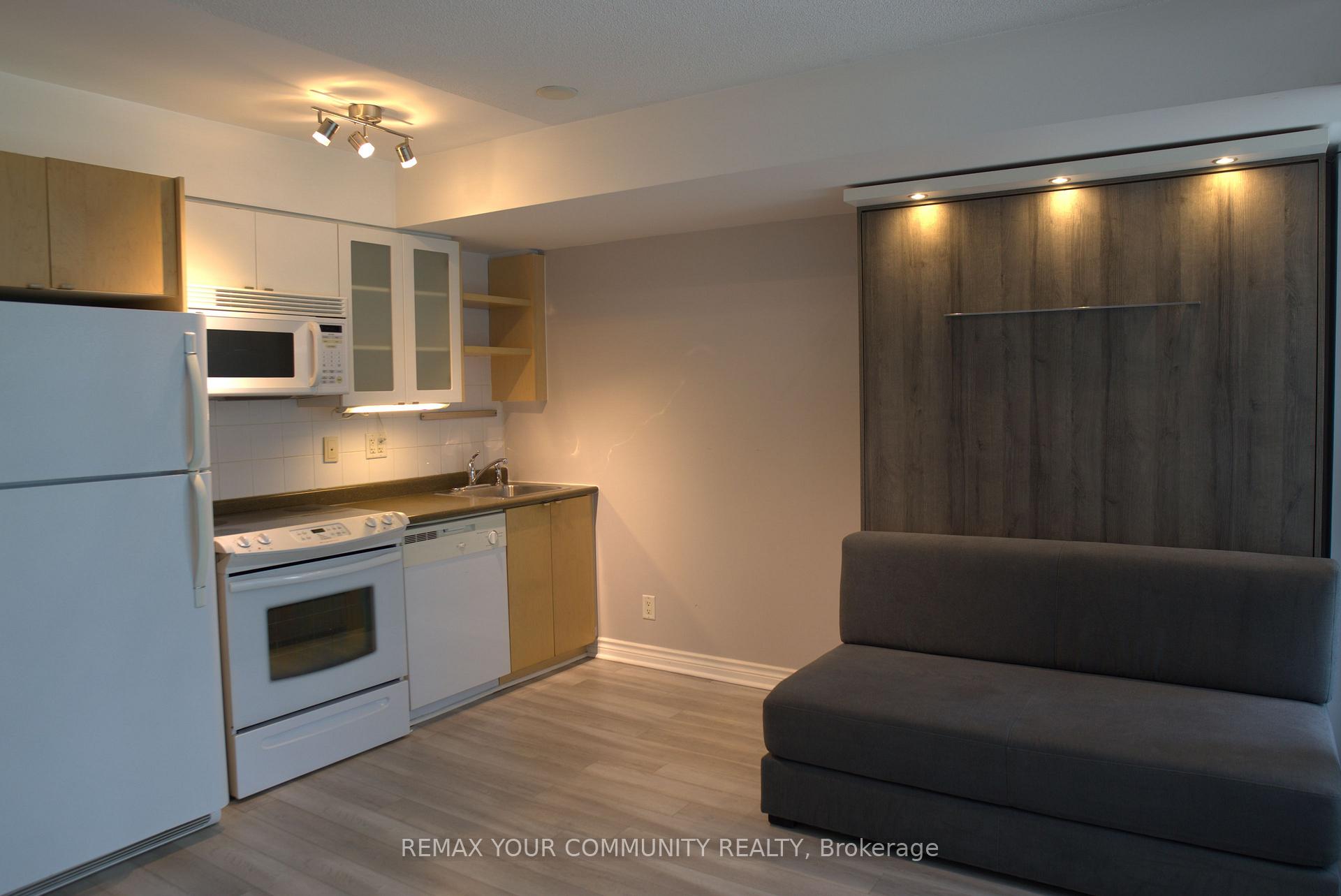Photo 6 of Unit 329, 600 Fleet Street E, Toronto, Niagara — HOMEH