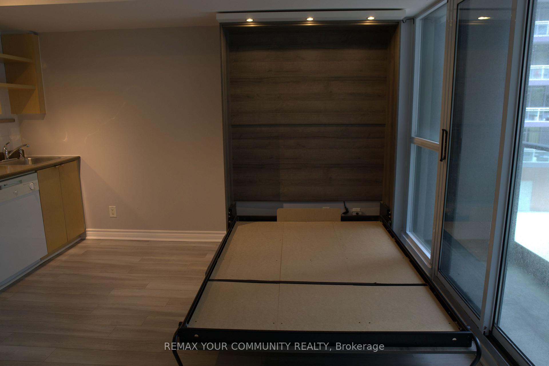Photo 7 of Unit 329, 600 Fleet Street E, Toronto, Niagara — HOMEH