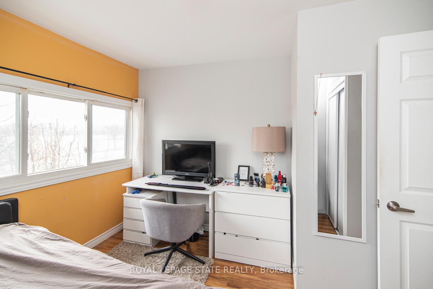 Photo 22 of 443 Eleventh Road E, Hamilton, Rural Stoney Creek — HOMEH
