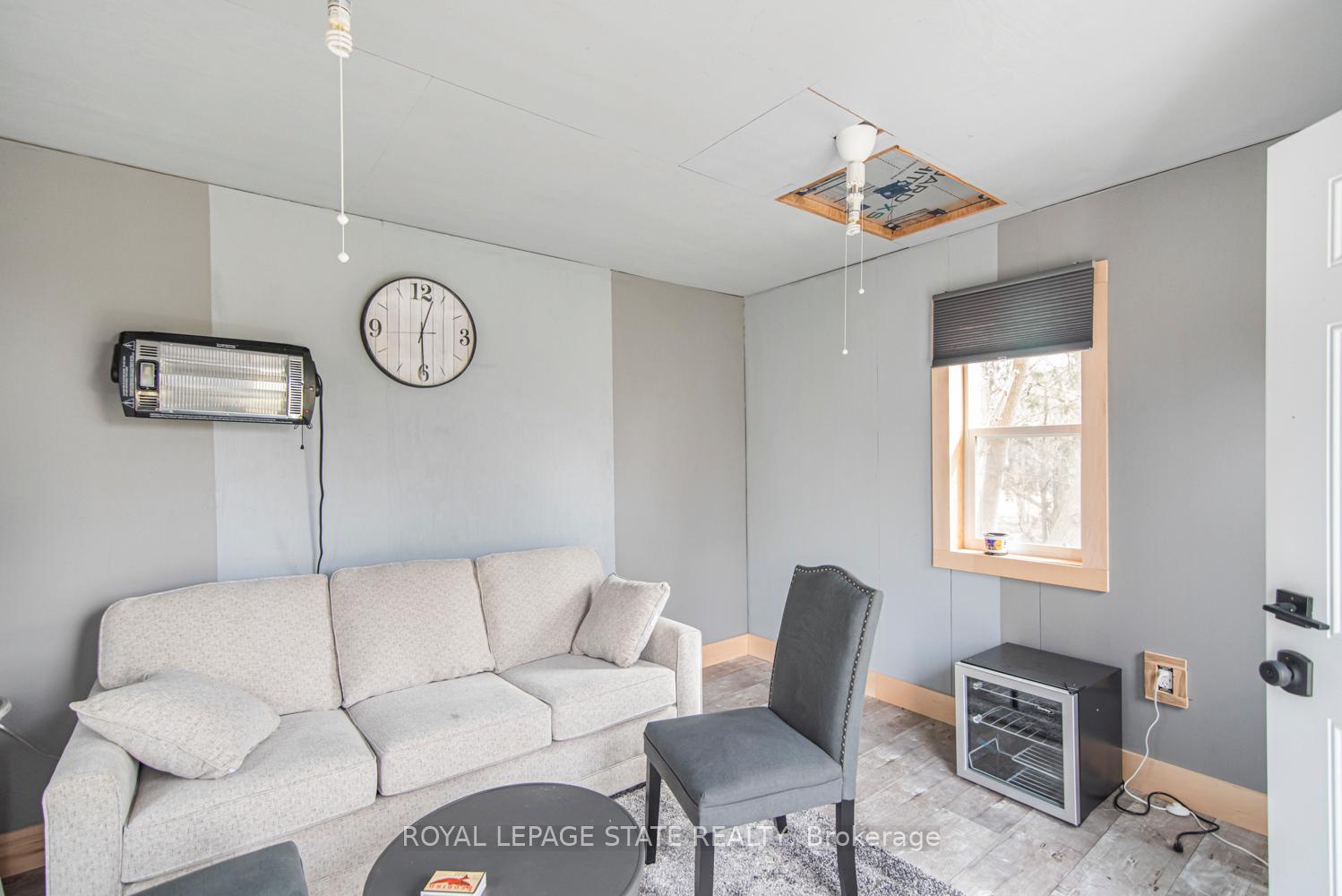 Photo 45 of 443 Eleventh Road E, Hamilton, Rural Stoney Creek — HOMEH