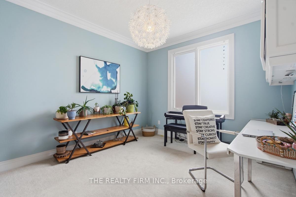Photo 18 of 16 Fitzwilliam Boulevard, London, North L — HOMEH