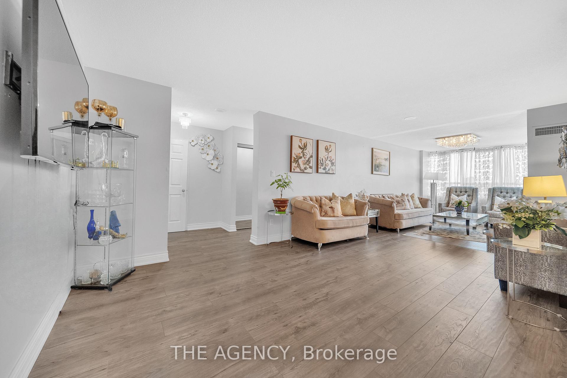 Photo 10 of Unit 505, 30 Malta Avenue, Brampton, Fletcher's Creek South — HOMEH