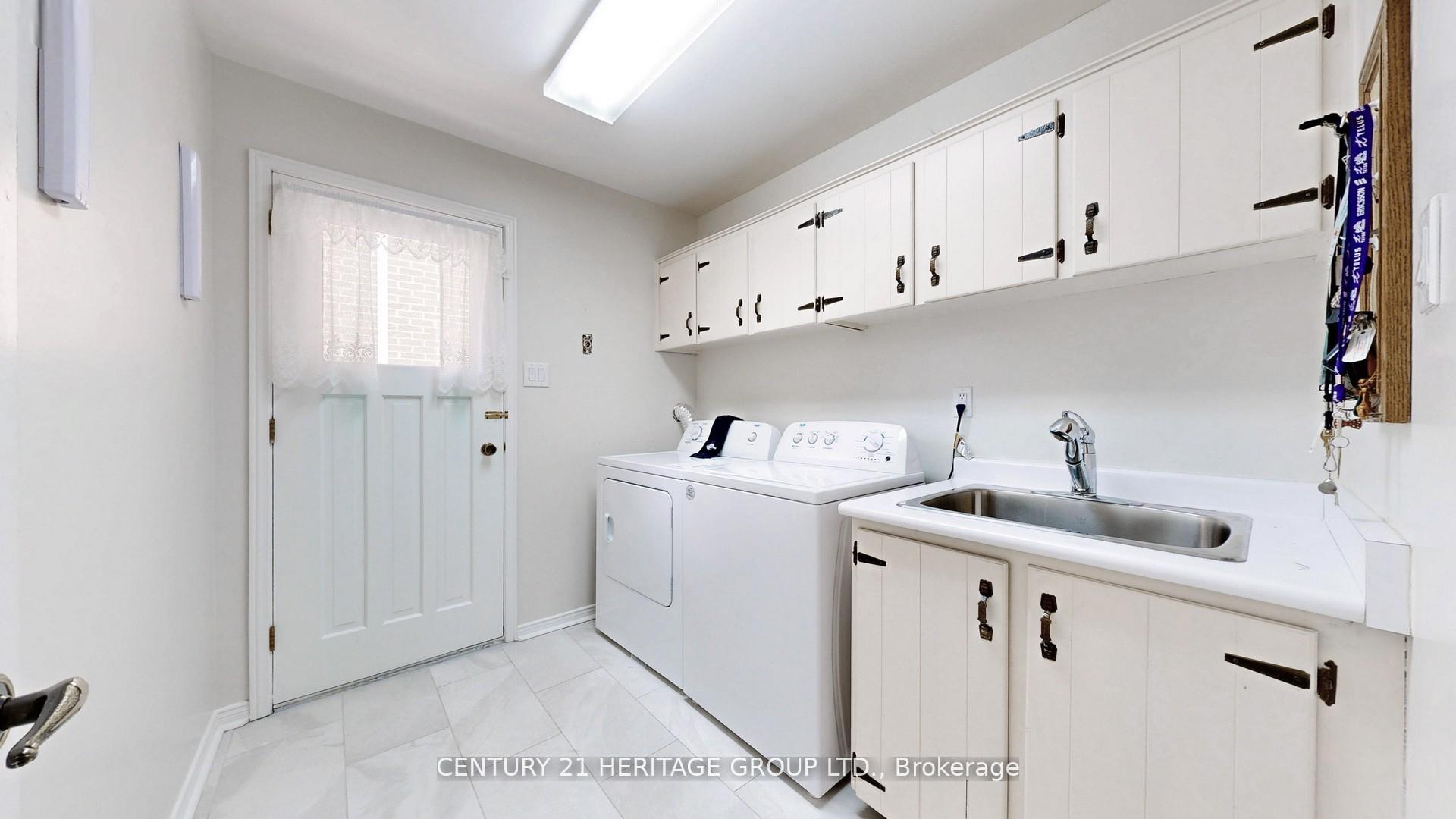 Photo 20 of 280 Henderson Avenue, Markham, Royal Orchard — HOMEH