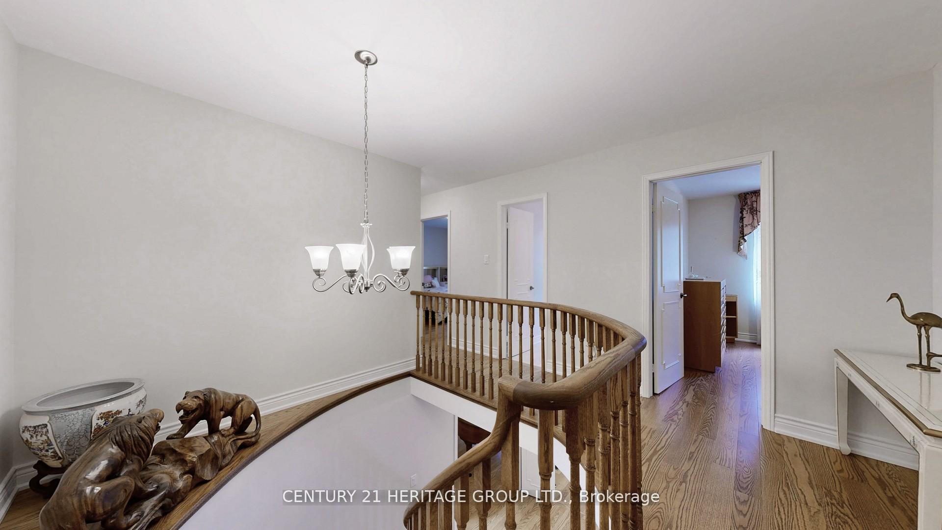 Photo 21 of 280 Henderson Avenue, Markham, Royal Orchard — HOMEH