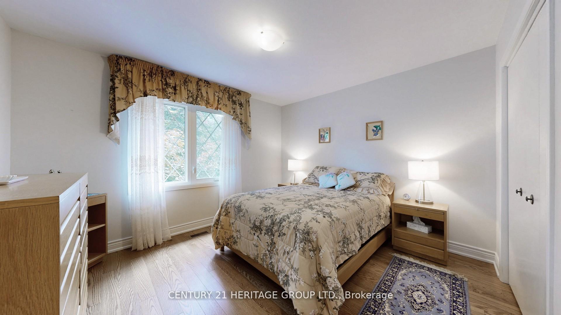 Photo 29 of 280 Henderson Avenue, Markham, Royal Orchard — HOMEH