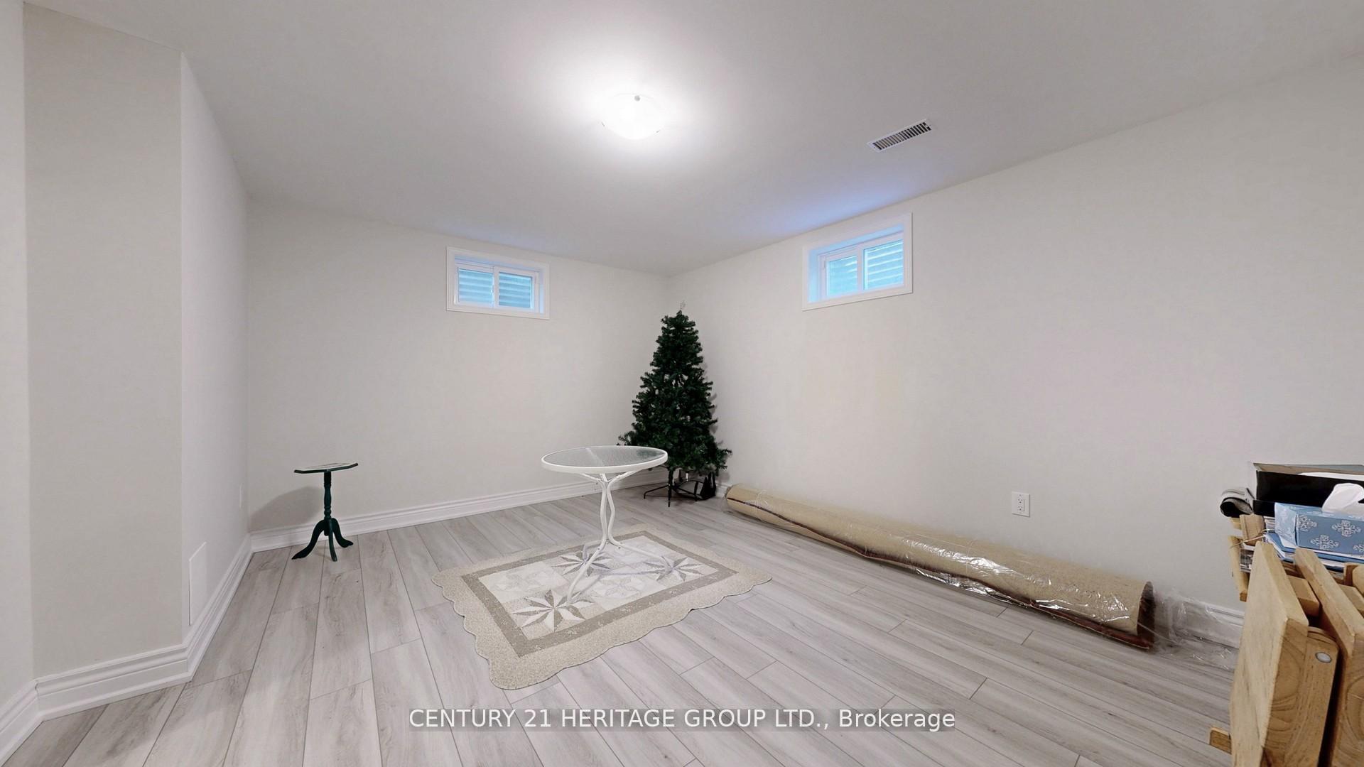 Photo 39 of 280 Henderson Avenue, Markham, Royal Orchard — HOMEH