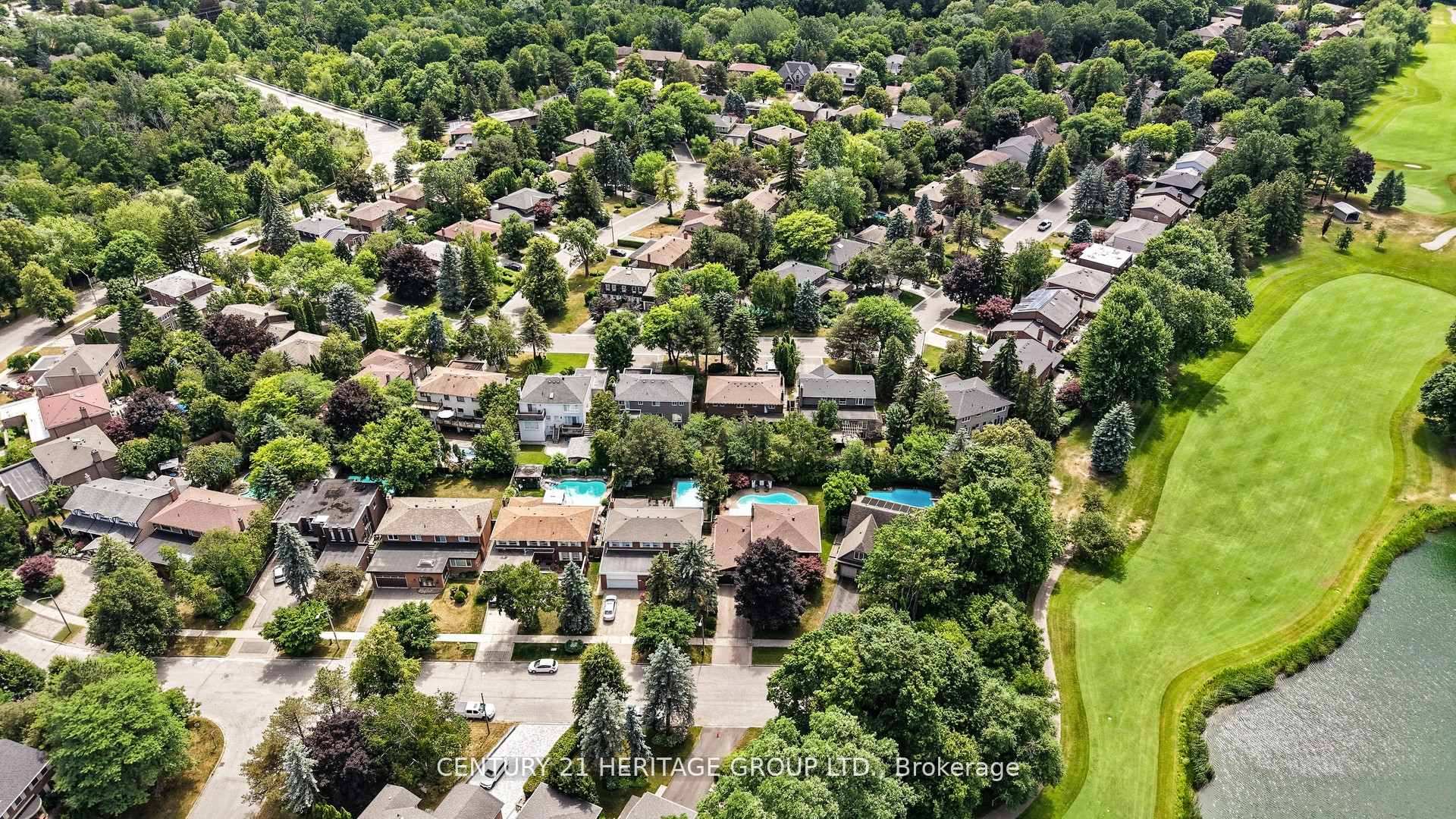 Photo 49 of 280 Henderson Avenue, Markham, Royal Orchard — HOMEH