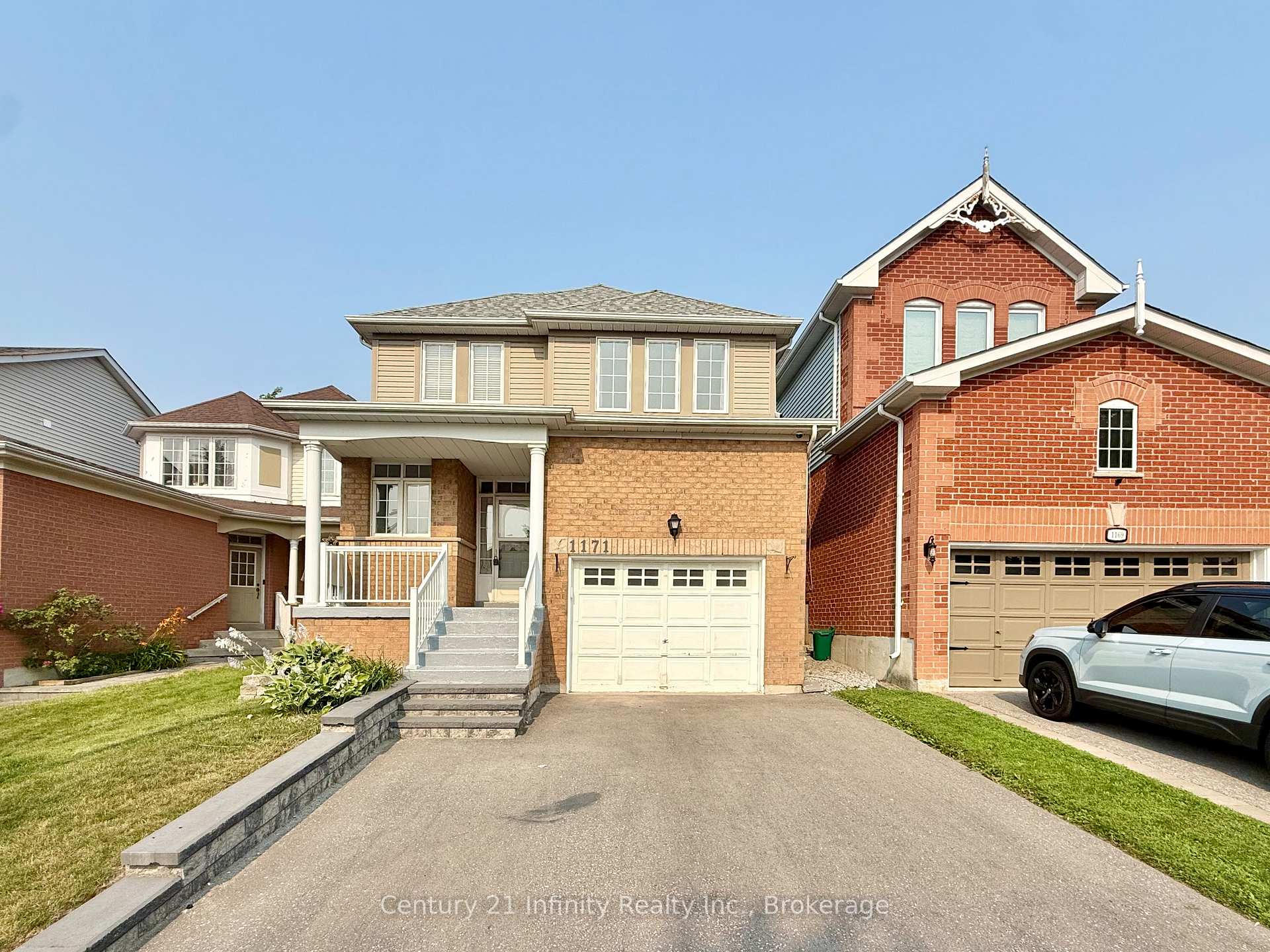 Front of 1171 Springbank Drive