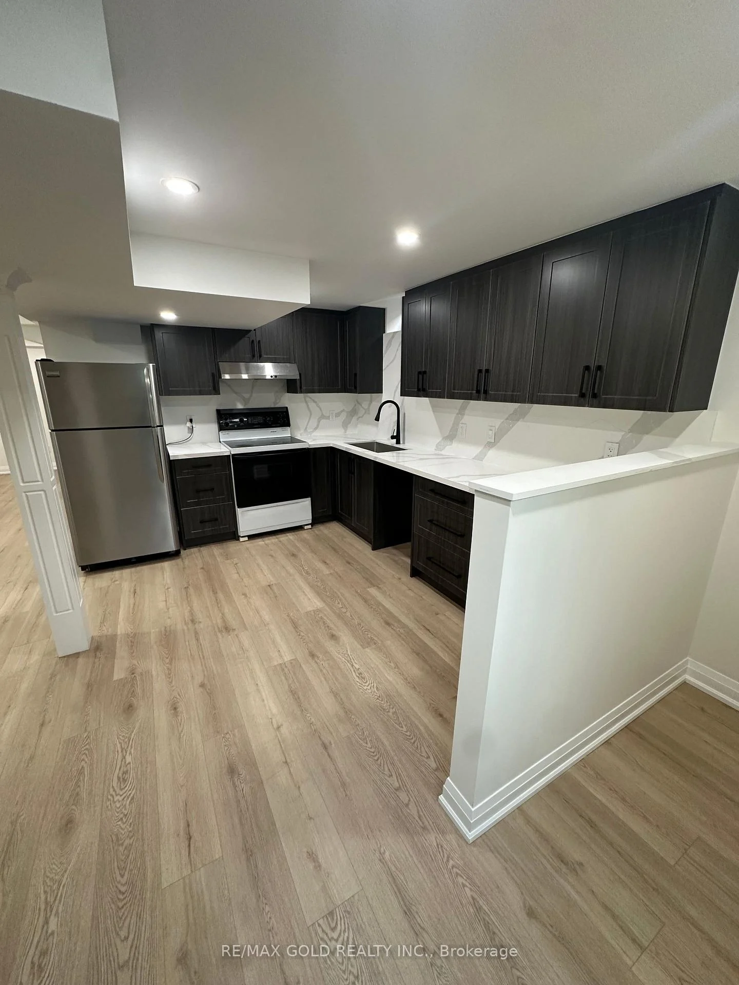 Photo 11 of Unit Lower level, 18 Hullen Crescent, Etobicoke, West Humber-Clairville — HOMEH