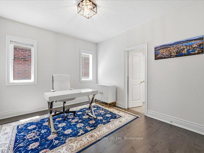 Photo 26 of 39 Avanti Crescent, Hamilton, Waterdown — HOMEH
