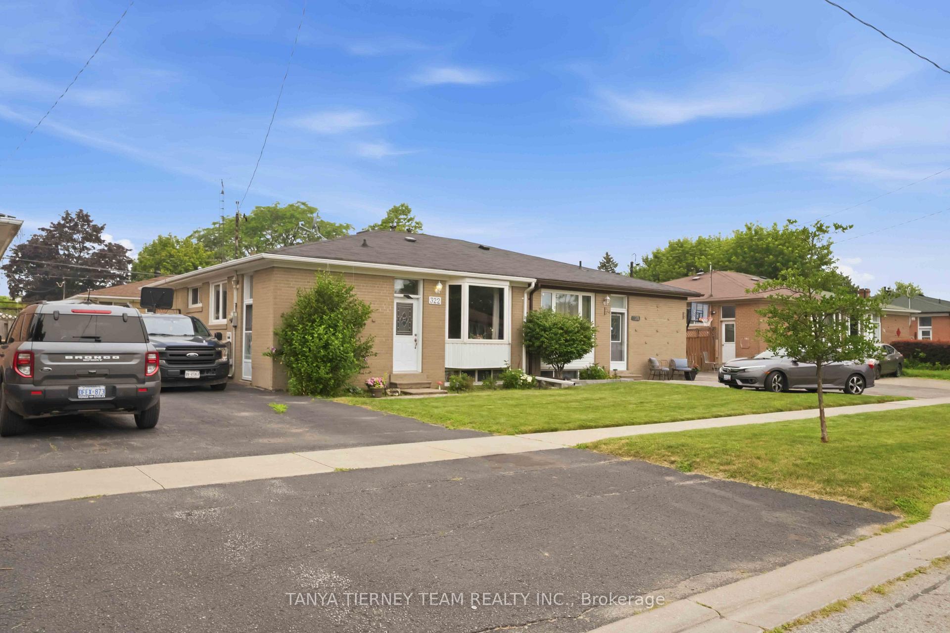 Photo 2 of 322 Rosedale Drive, Whitby, Downtown Whitby — HOMEH