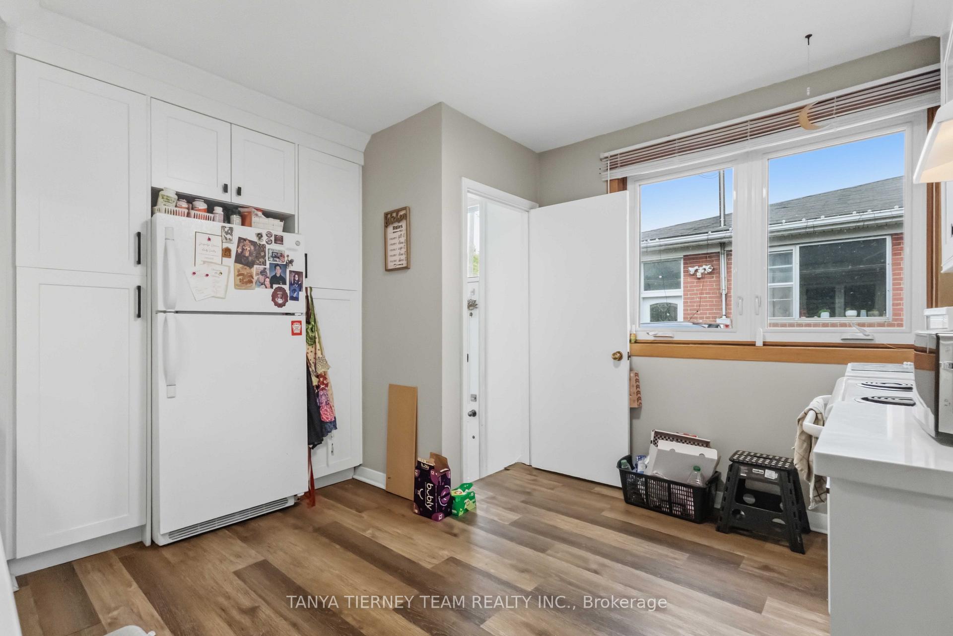 Photo 13 of 322 Rosedale Drive, Whitby, Downtown Whitby — HOMEH