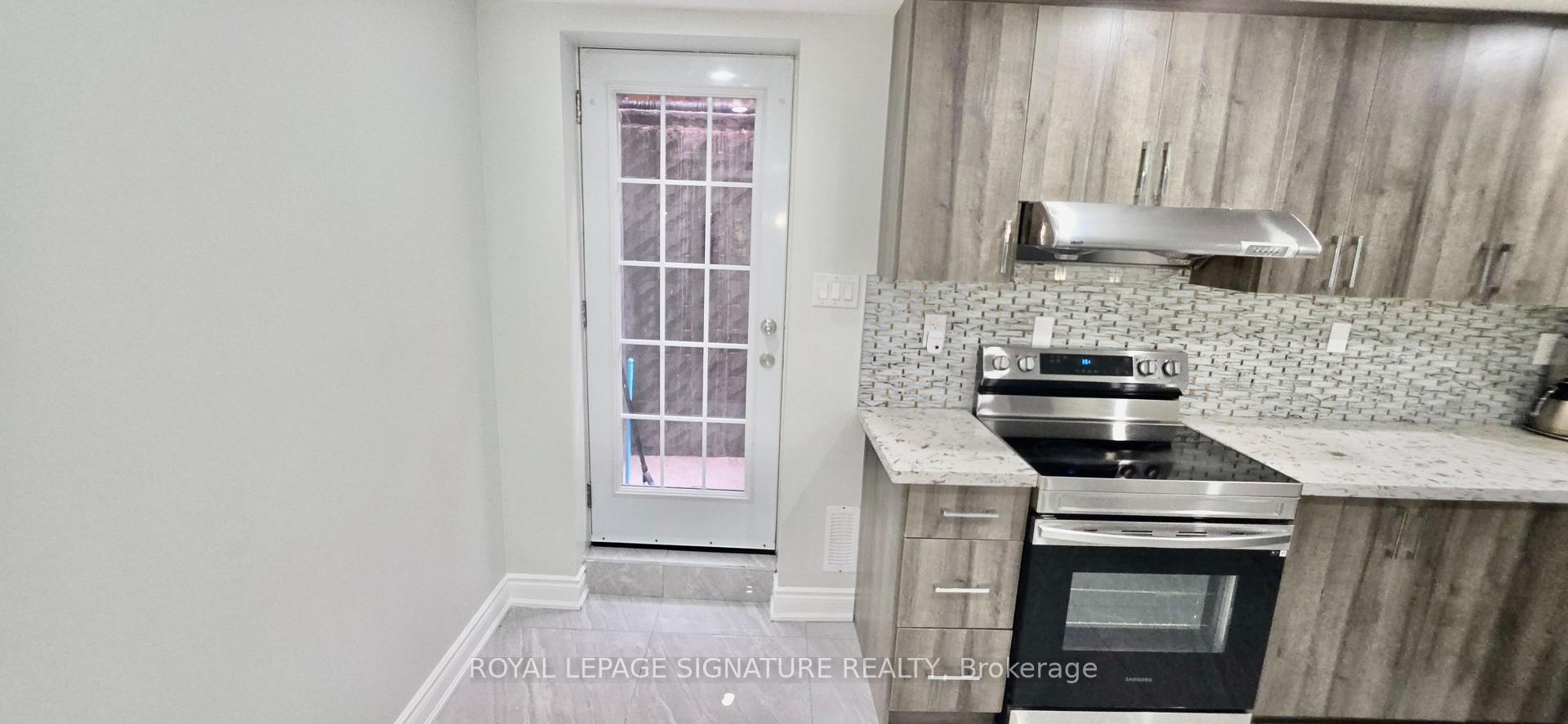 Photo 2 of 16A Hutton Crescent, Caledon, Rural Caledon — HOMEH