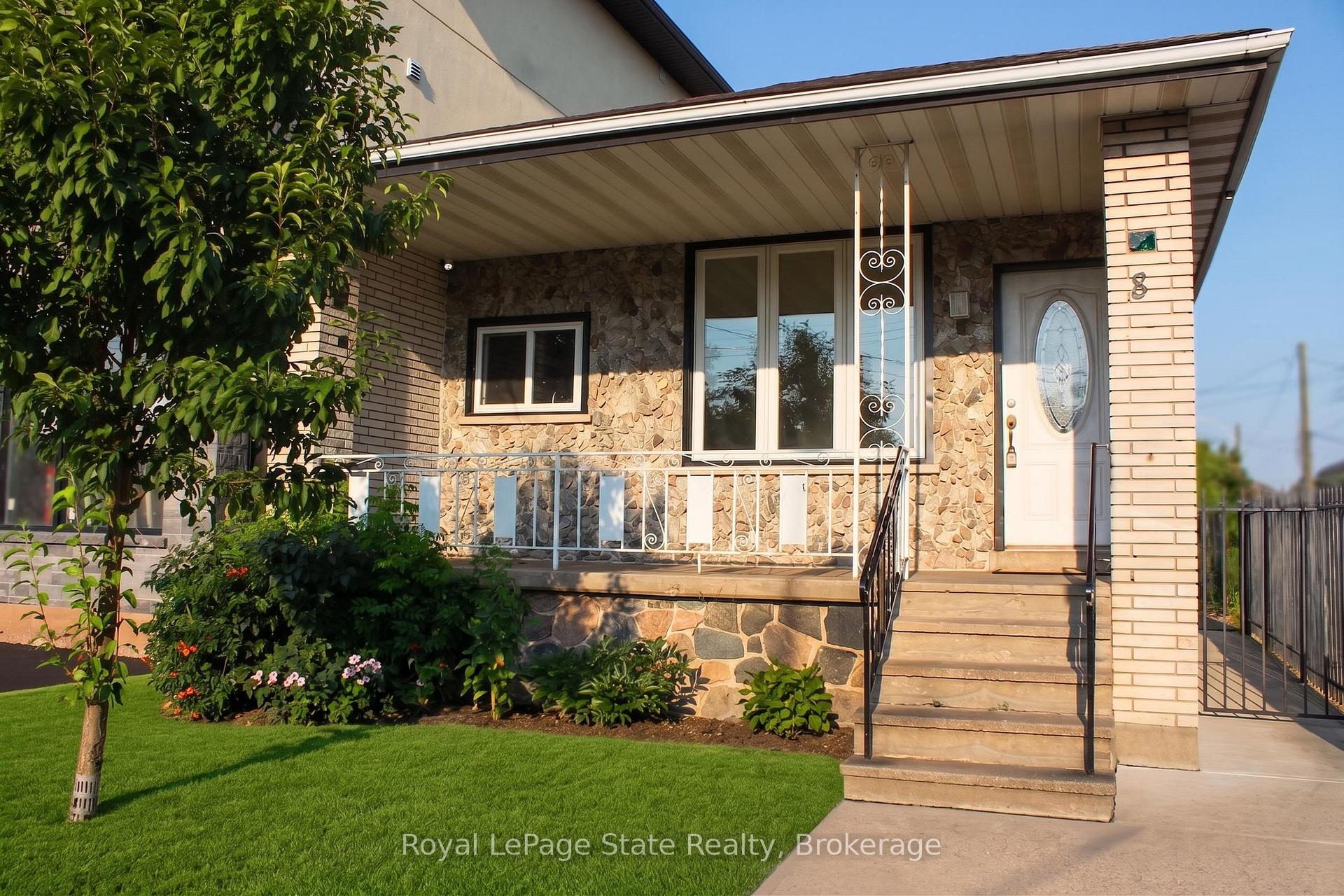 Photo 1 of 8 Robins Avenue, Hamilton, Crown Point — HOMEH