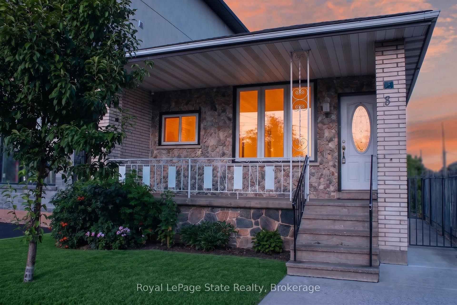 Photo 4 of 8 Robins Avenue, Hamilton, Crown Point — HOMEH