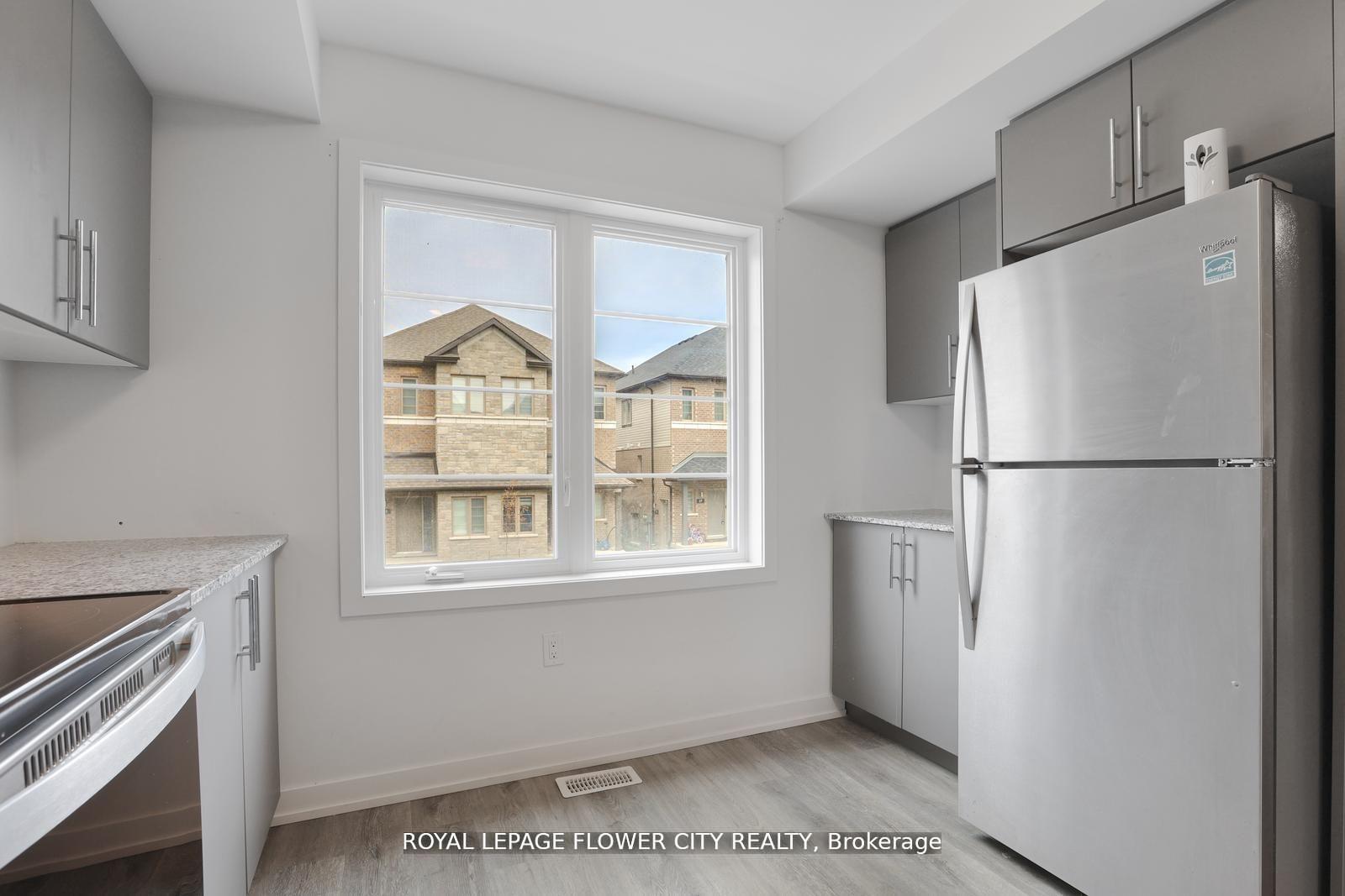 Photo 7 of Unit 16, 205 West Oak Trail, Kitchener, Rosenburg — HOMEH