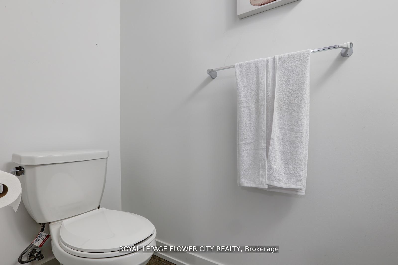 Photo 11 of Unit 16, 205 West Oak Trail, Kitchener, Rosenburg — HOMEH