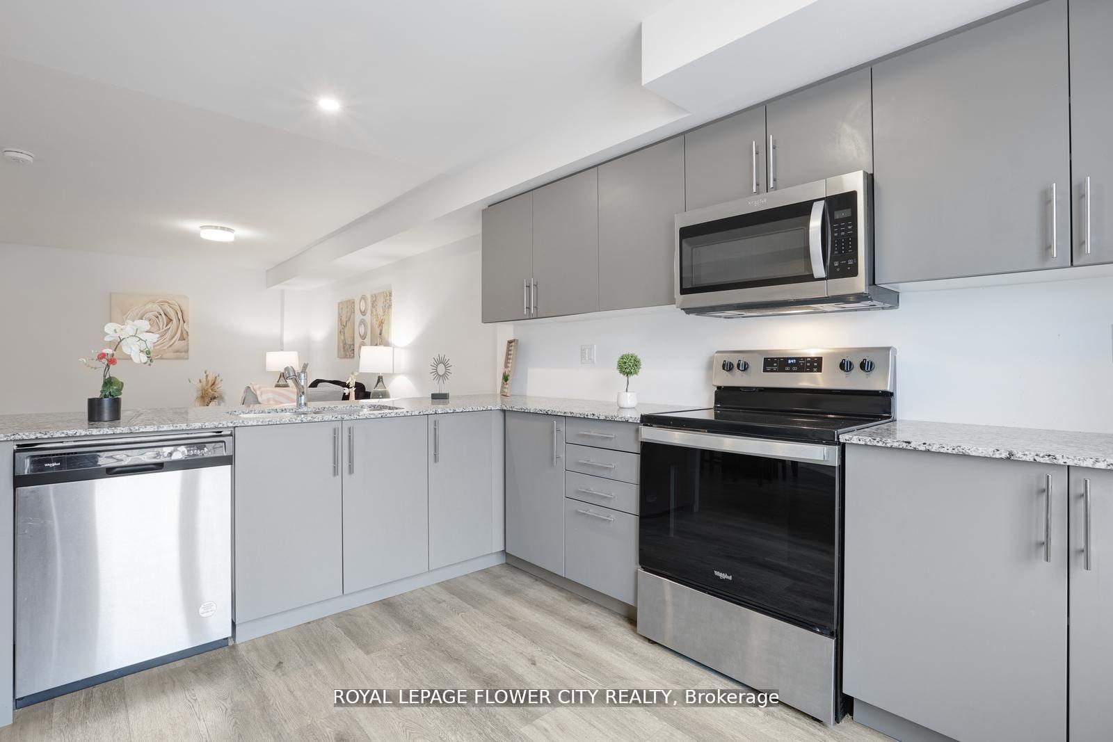 Photo 20 of Unit 16, 205 West Oak Trail, Kitchener, Rosenburg — HOMEH
